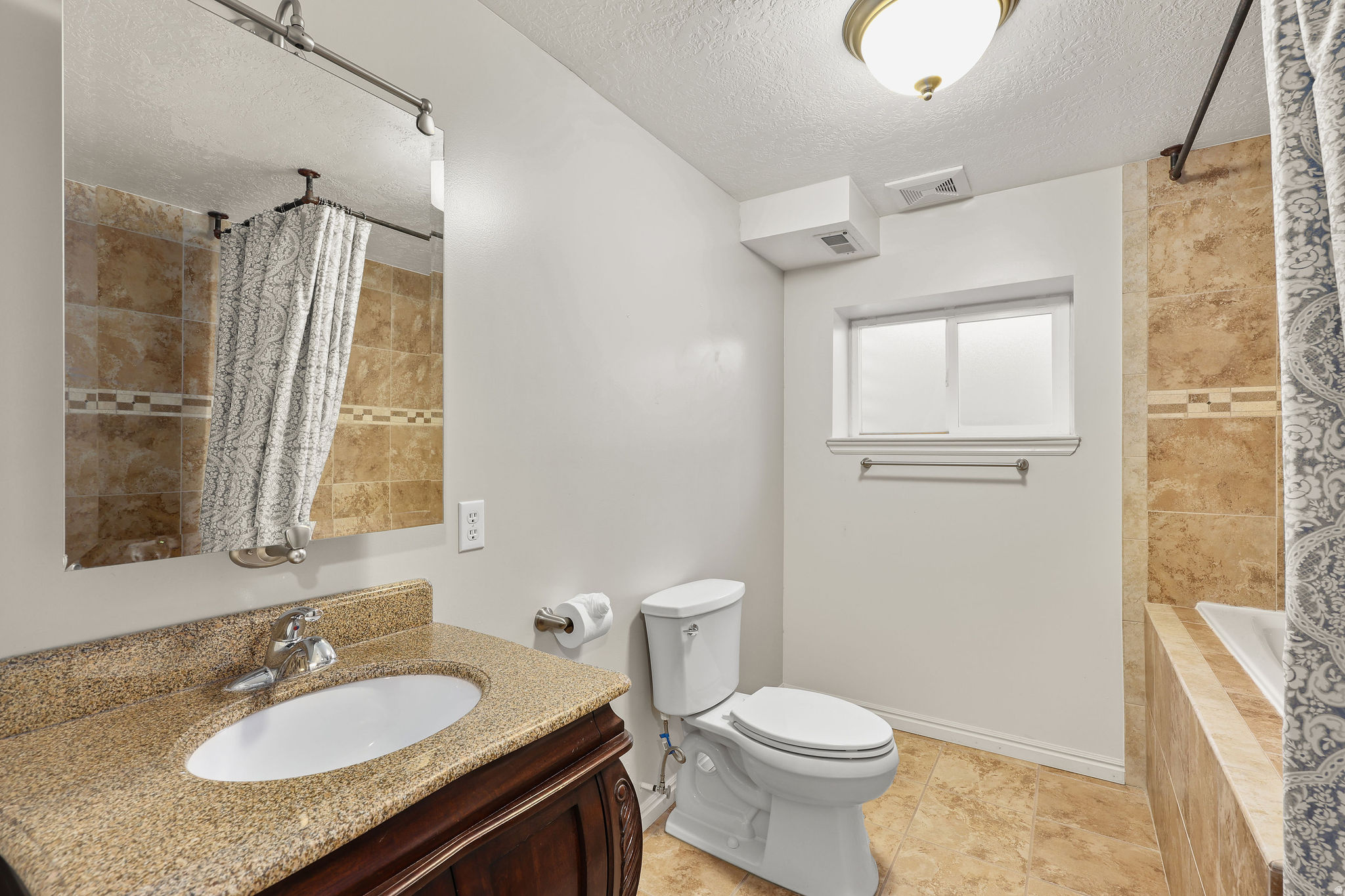 ERICKSON MEADOWS - Residential