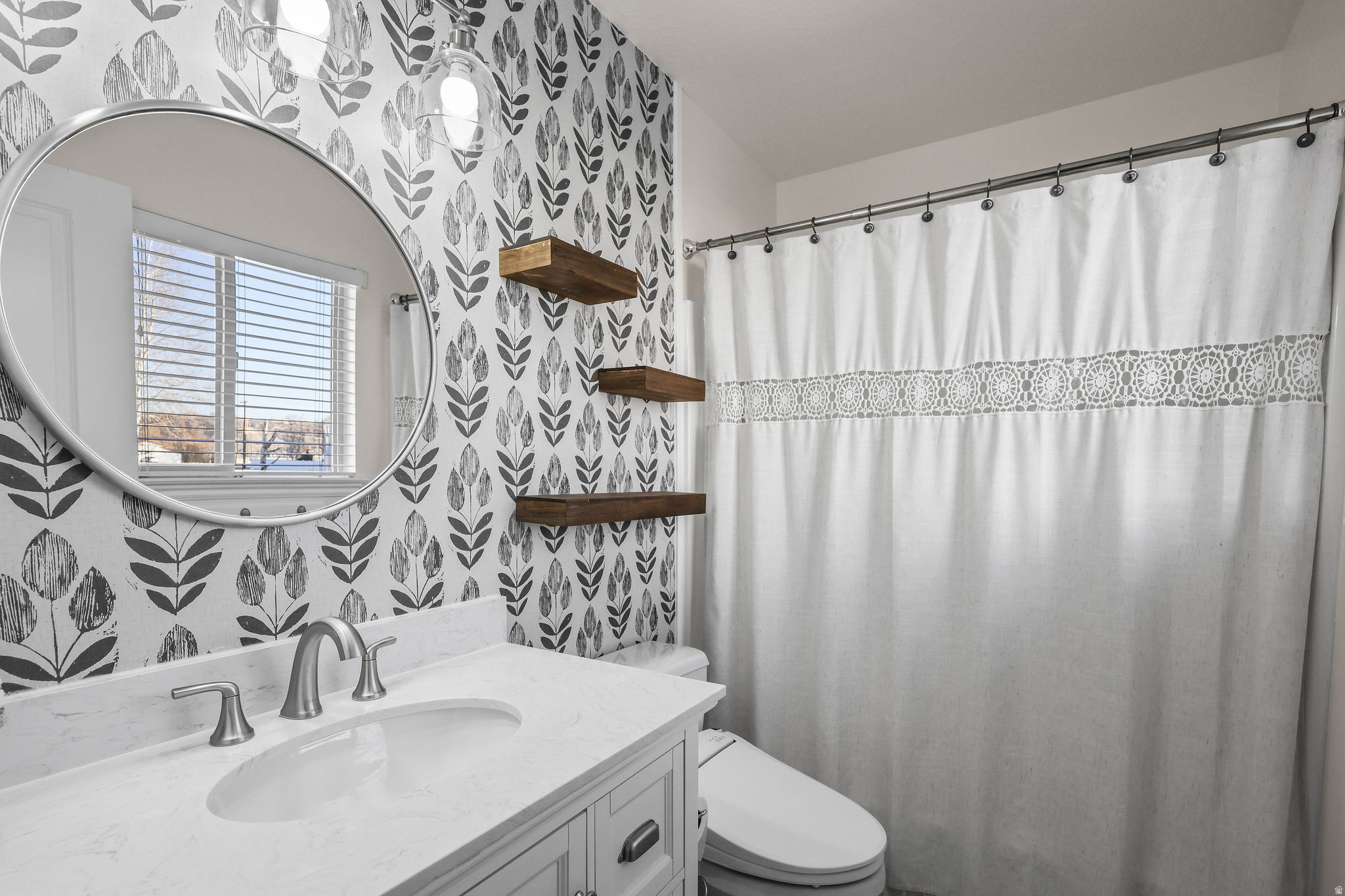 ERICKSON MEADOWS - Residential