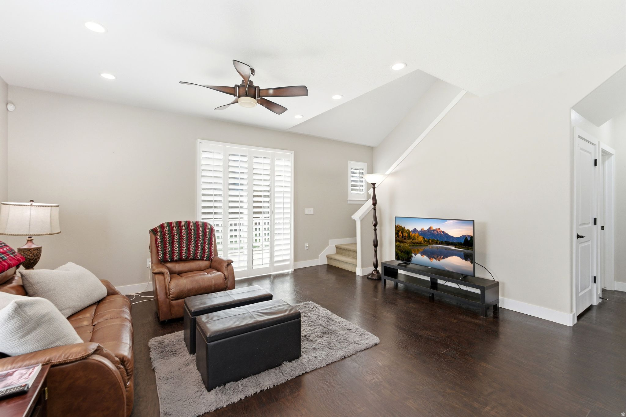 CEDAR HOLLOW TOWNHOMES - Residential