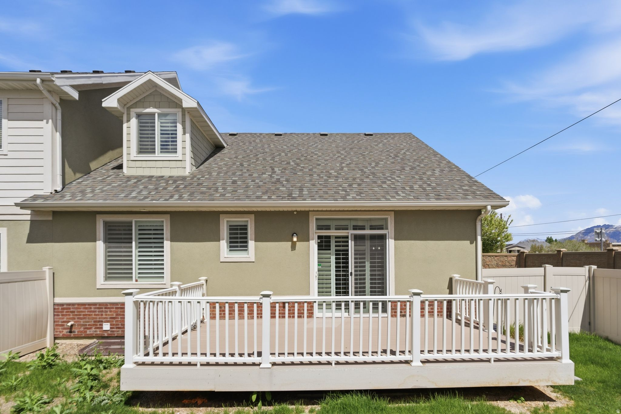 CEDAR HOLLOW TOWNHOMES - Residential