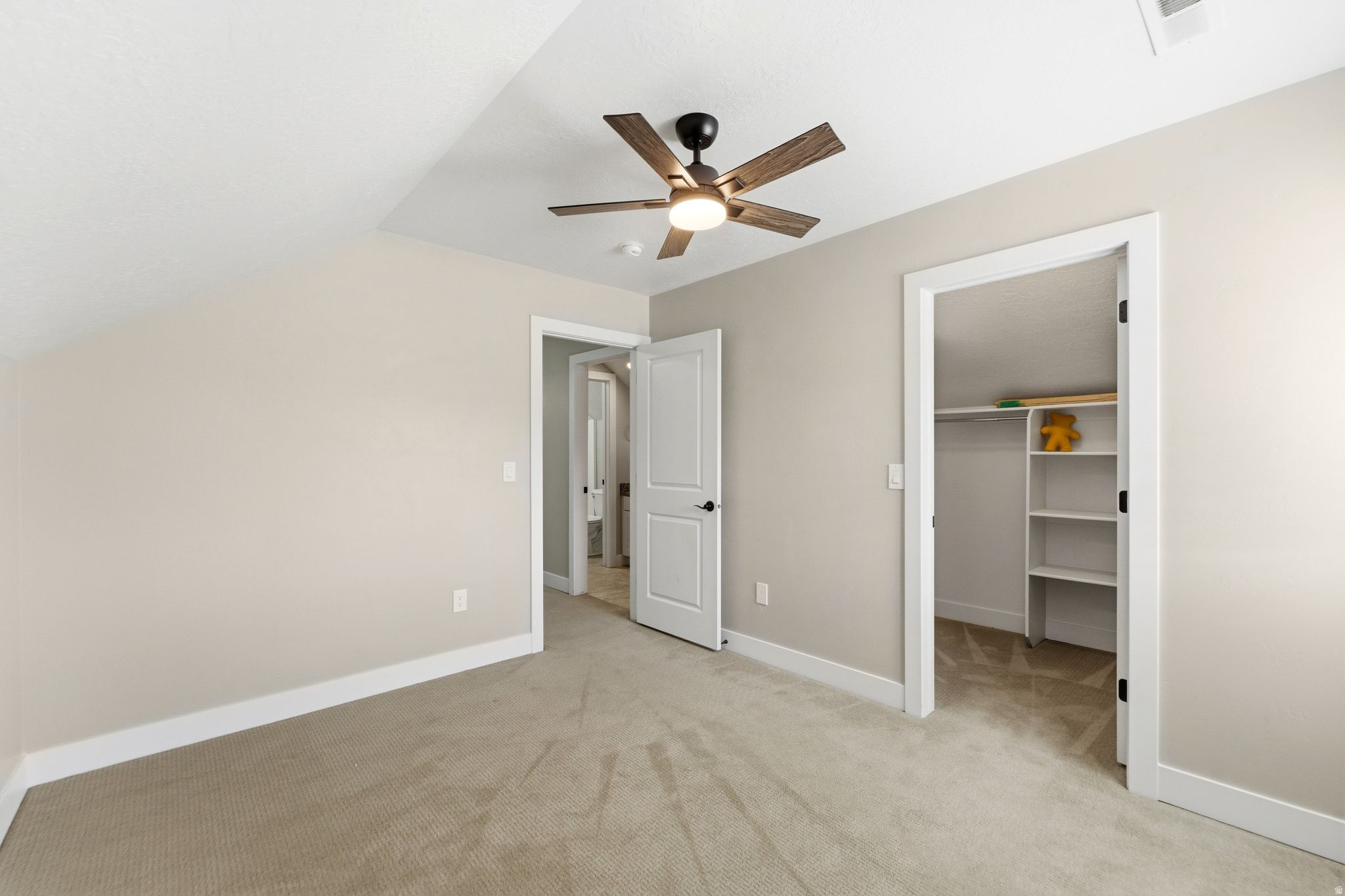 CEDAR HOLLOW TOWNHOMES - Residential