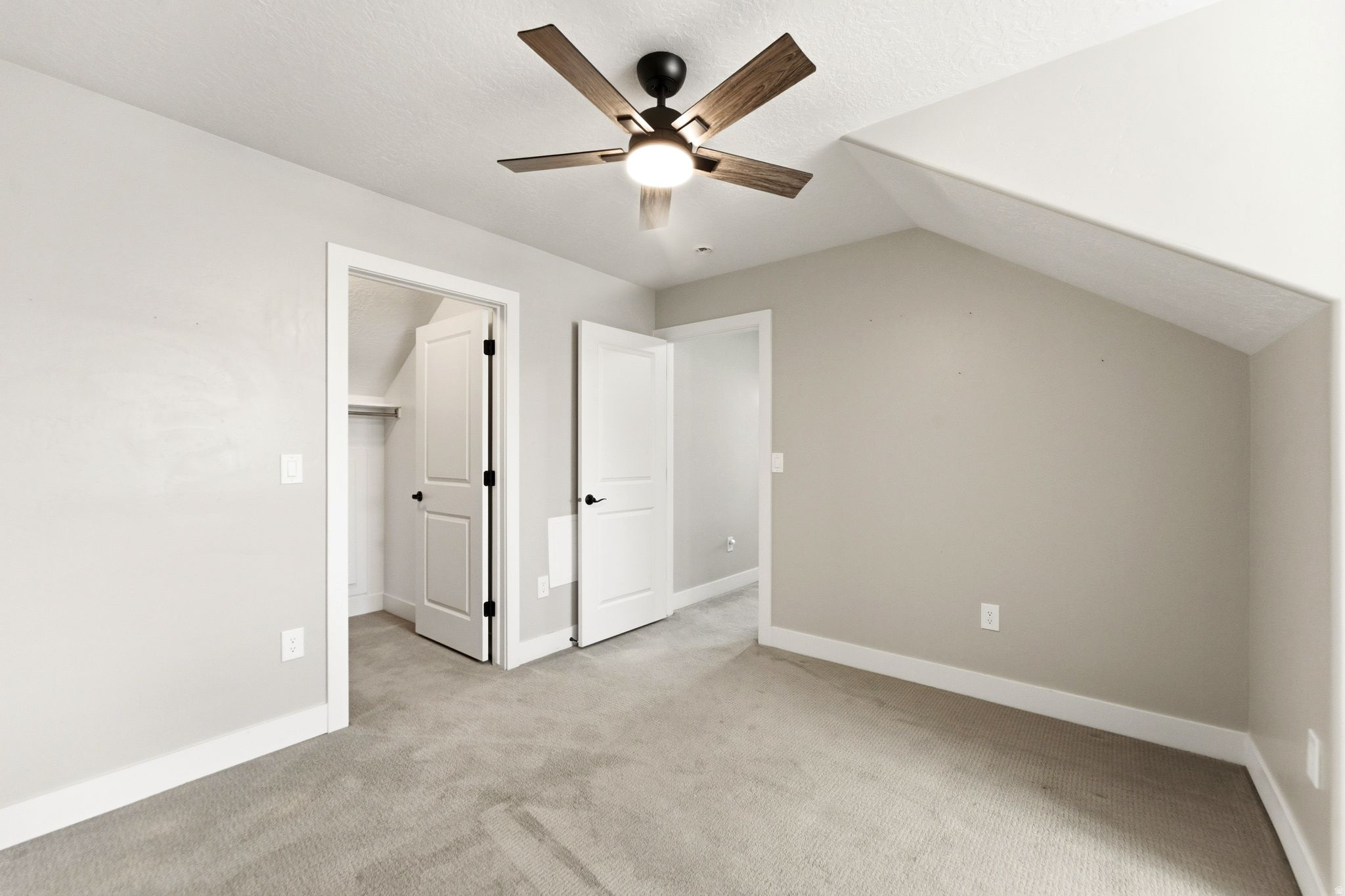 CEDAR HOLLOW TOWNHOMES - Residential