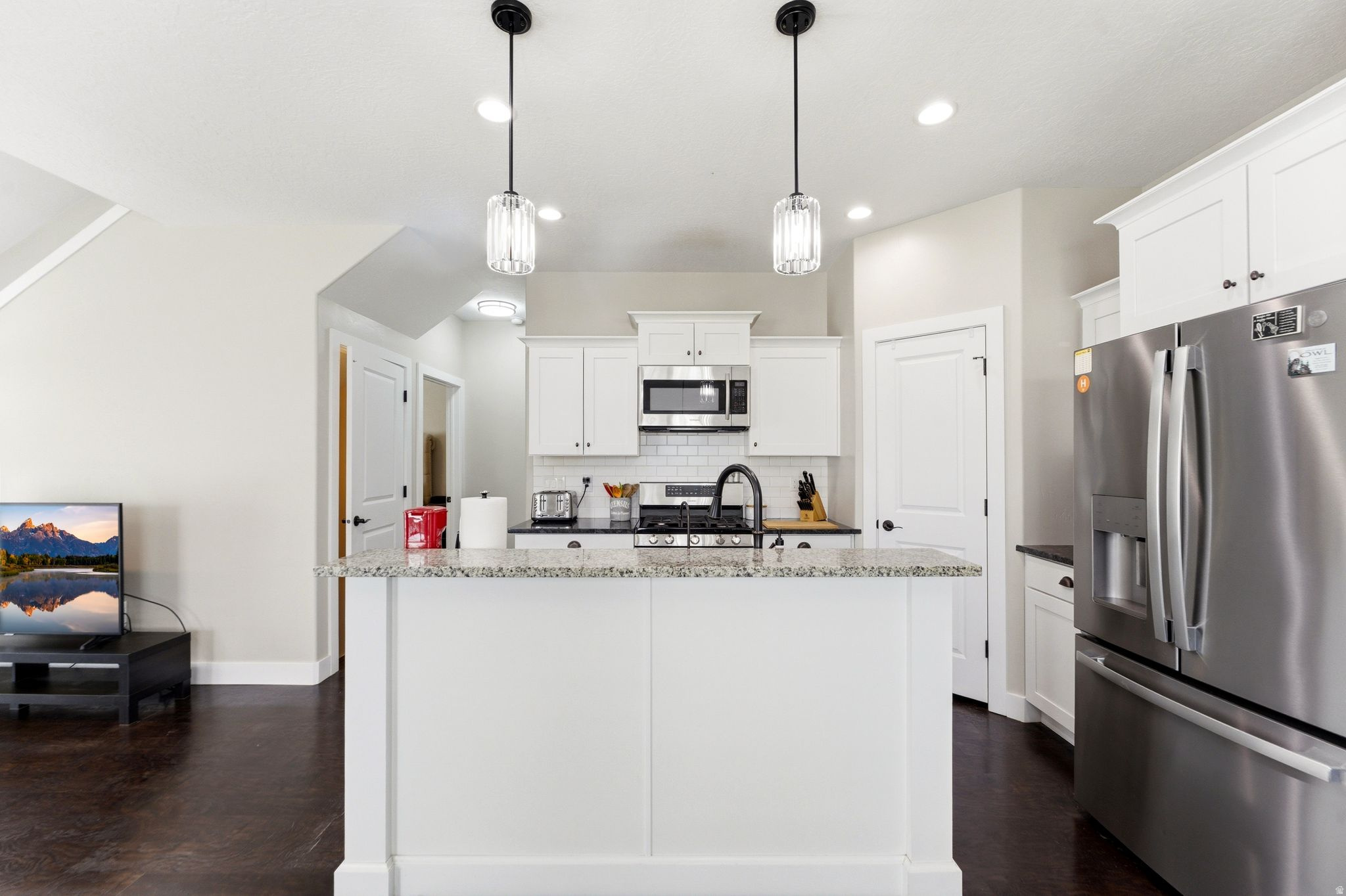 CEDAR HOLLOW TOWNHOMES - Residential