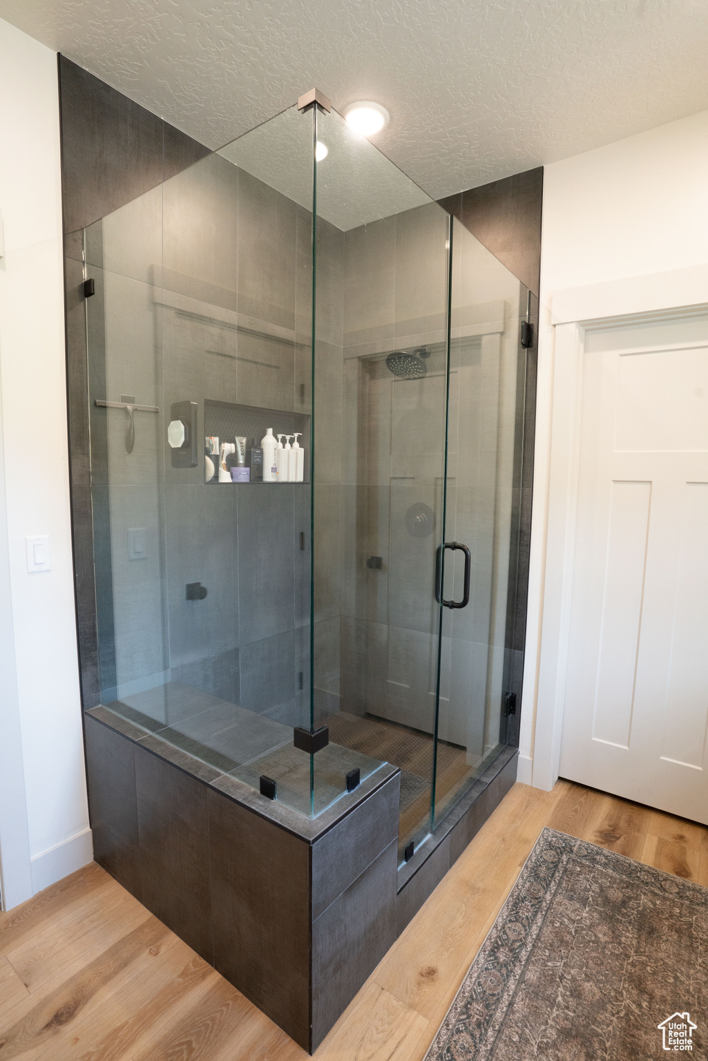 HOLDAWAY PARK - Residential