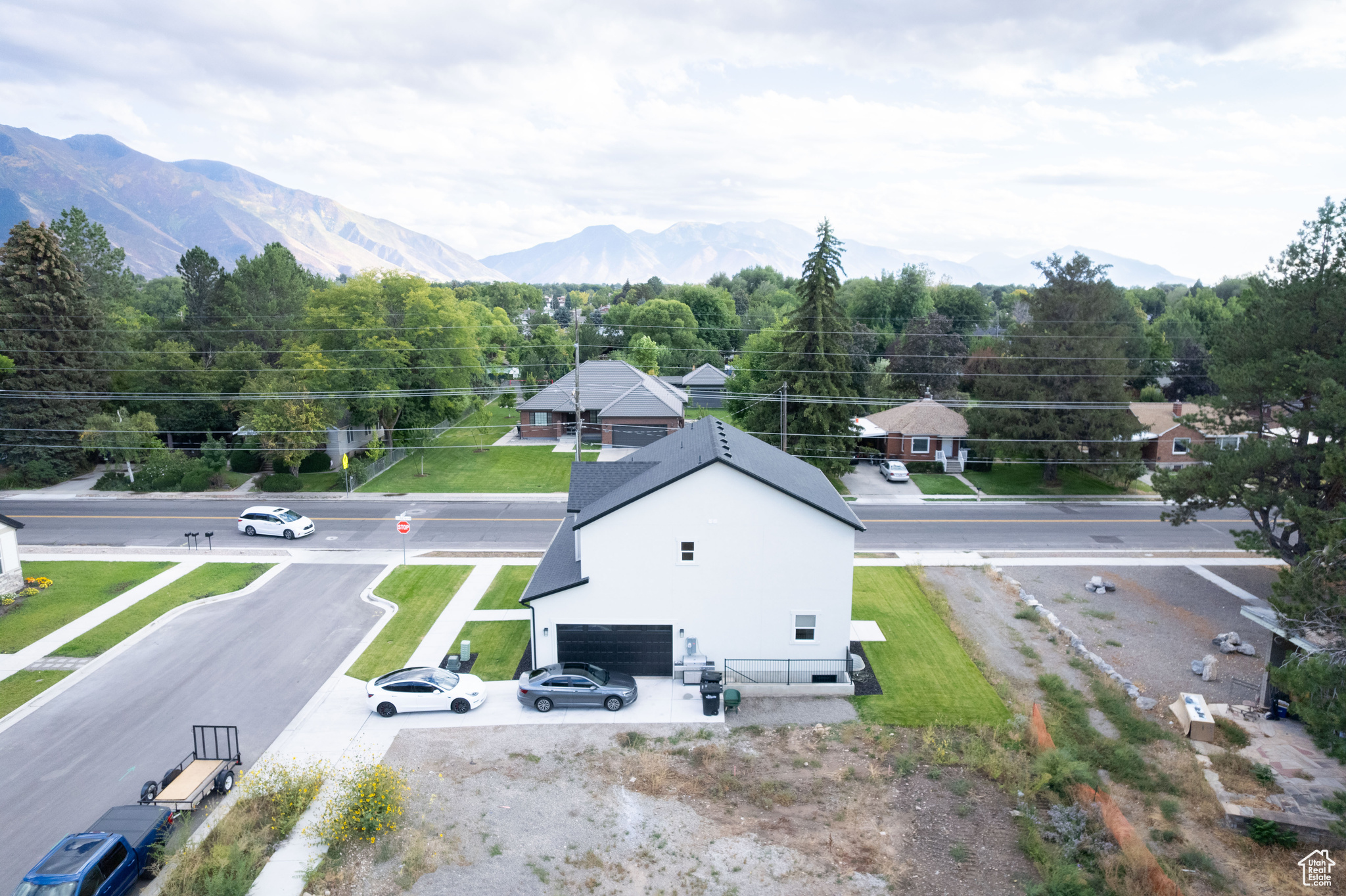 HOLDAWAY PARK - Residential