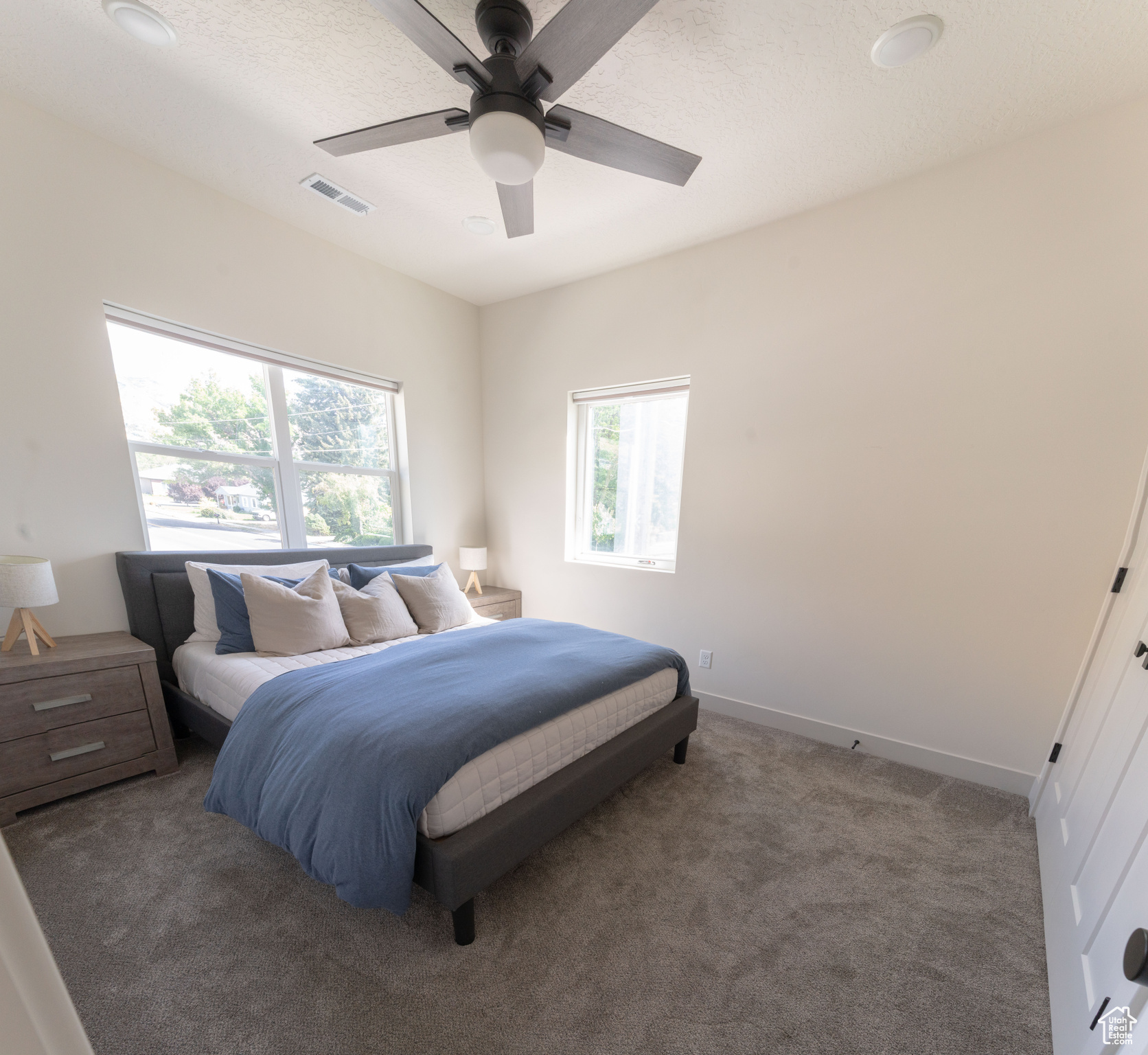 HOLDAWAY PARK - Residential