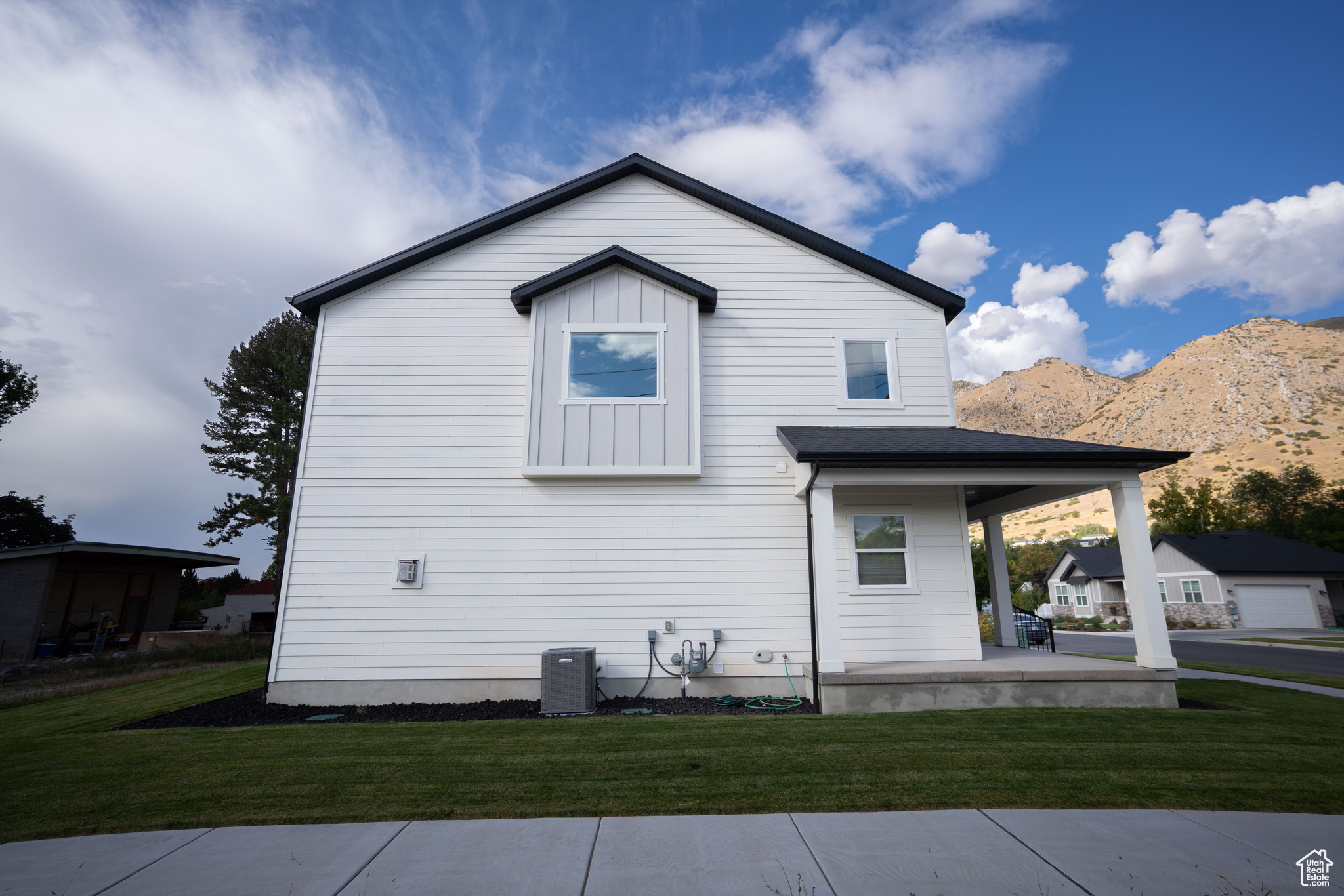 HOLDAWAY PARK - Residential