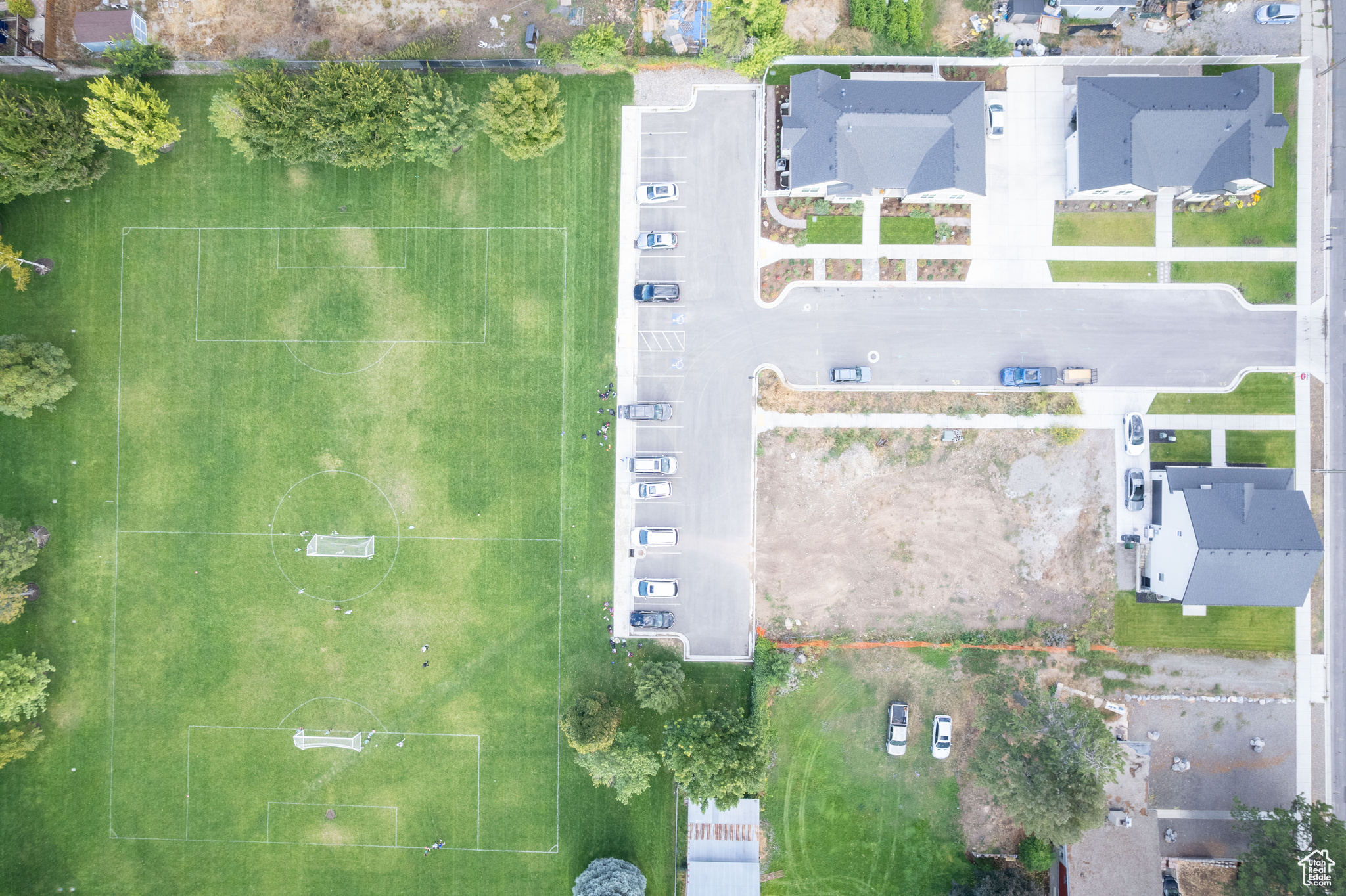HOLDAWAY PARK - Residential