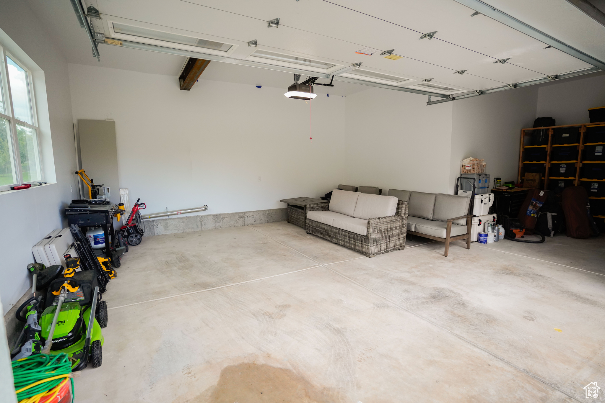 HOLDAWAY PARK - Residential