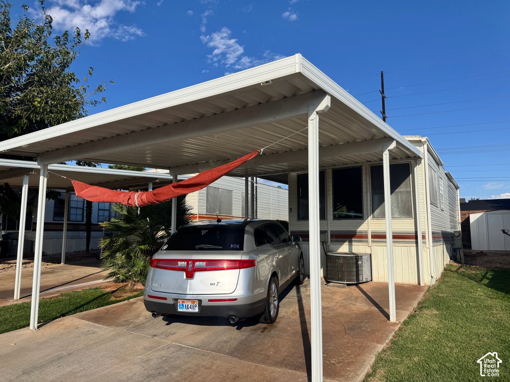 Photo of 1225 N DIXIE DOWNS RD #3, Saint George, UT 84770 (MLS # 2193338)