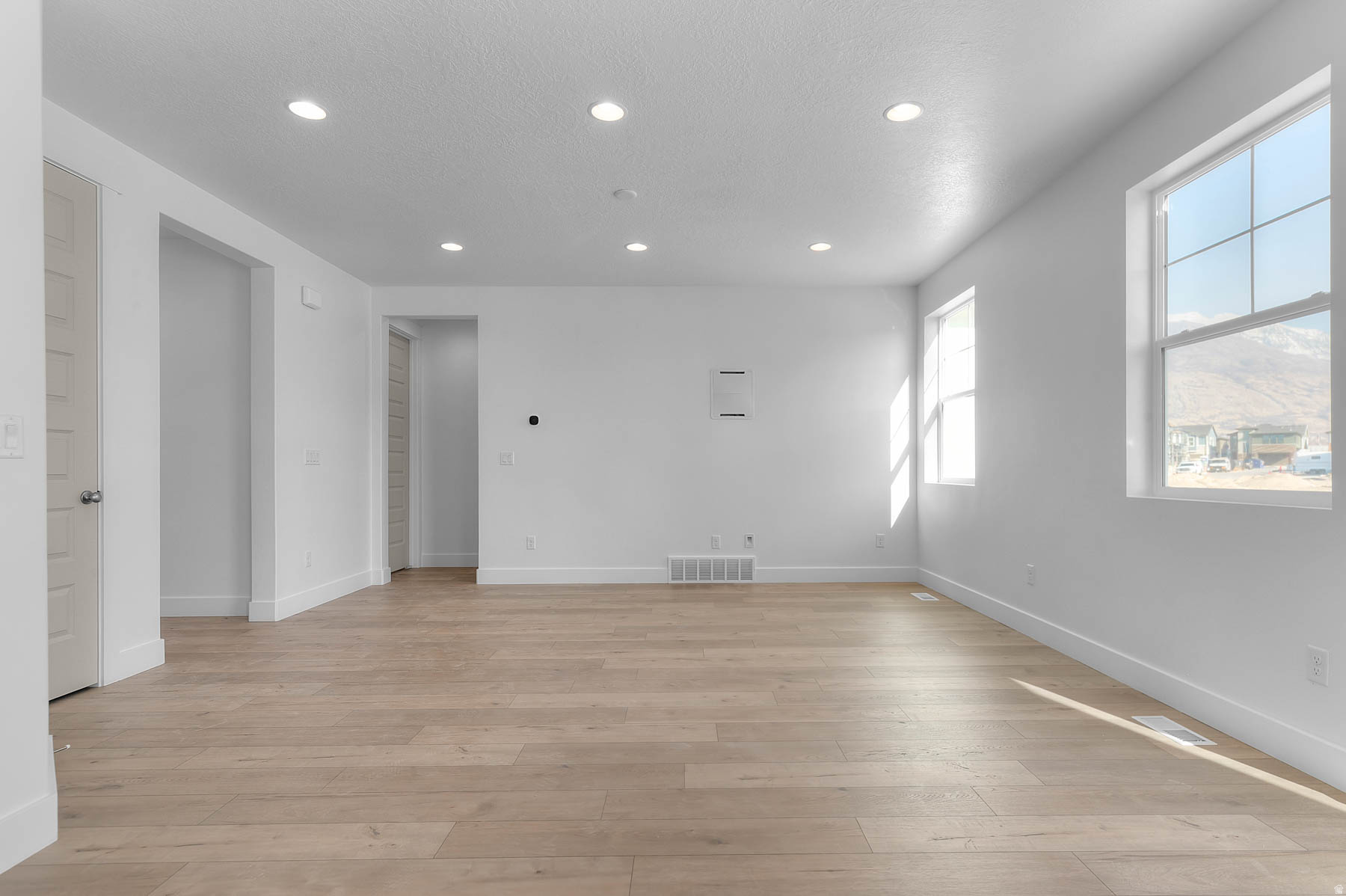 ANDERSON FARMS EST 907 - Residential