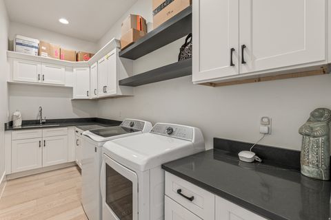 Tiny photo for 4346 S SECRETARIAT DR, Washington, UT 84780 (MLS # 2153280)