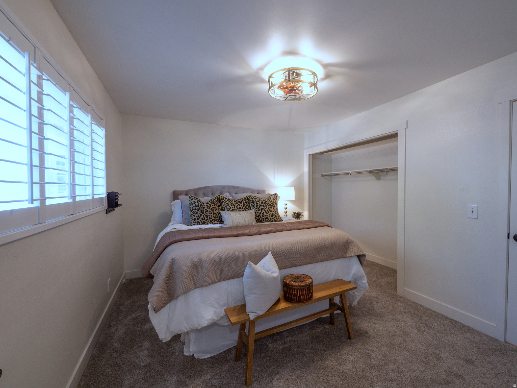 GOLDEN ACRES - Residential