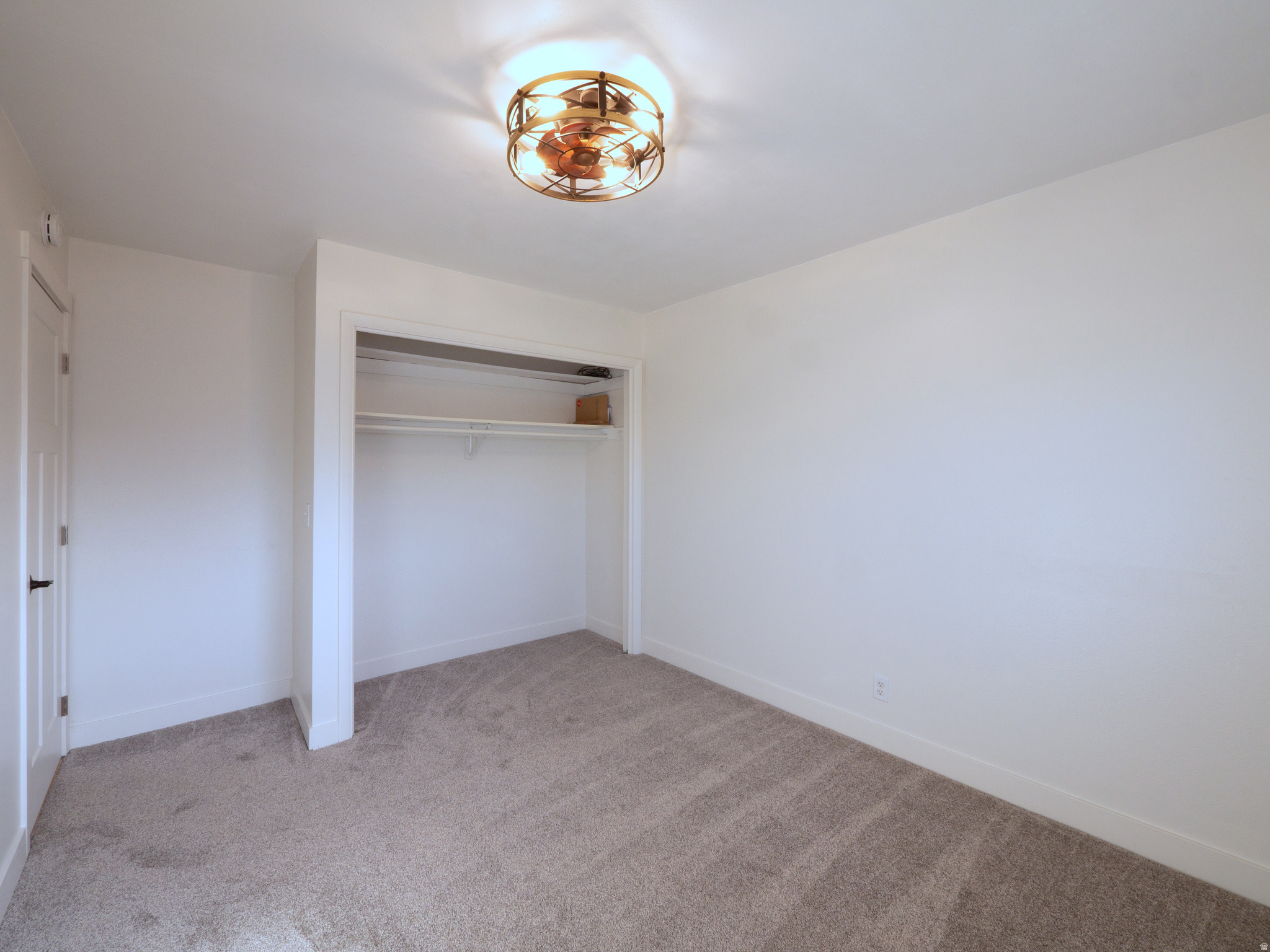 GOLDEN ACRES - Residential