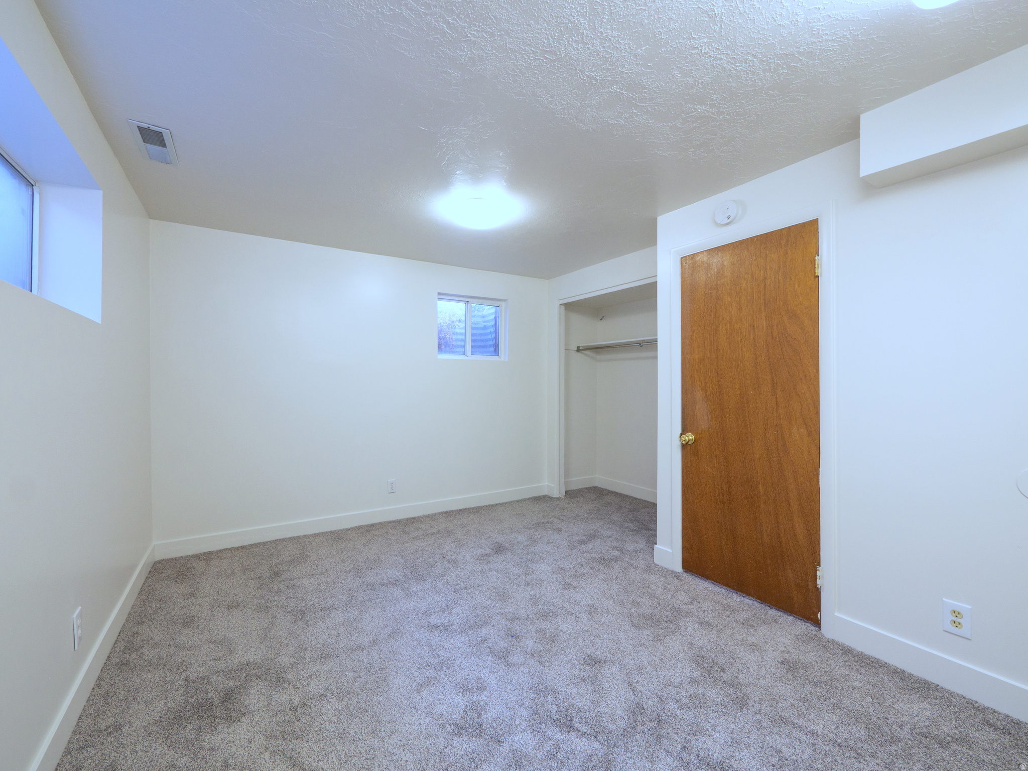 GOLDEN ACRES - Residential