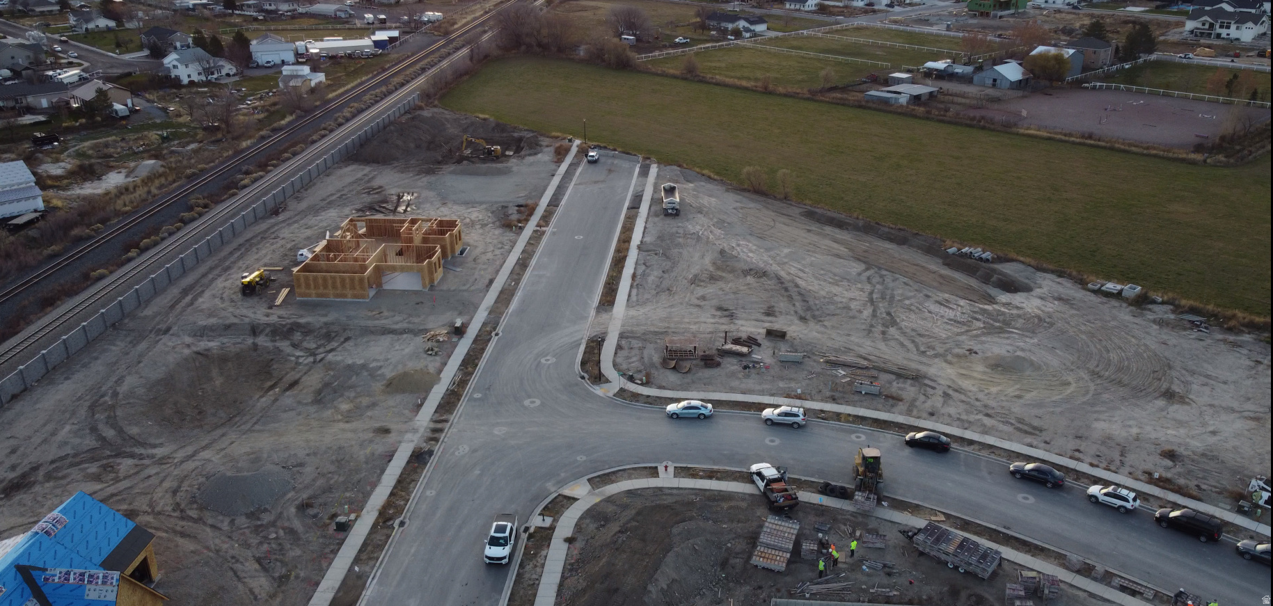 WHISPER HOLLOW ESTATES - Land