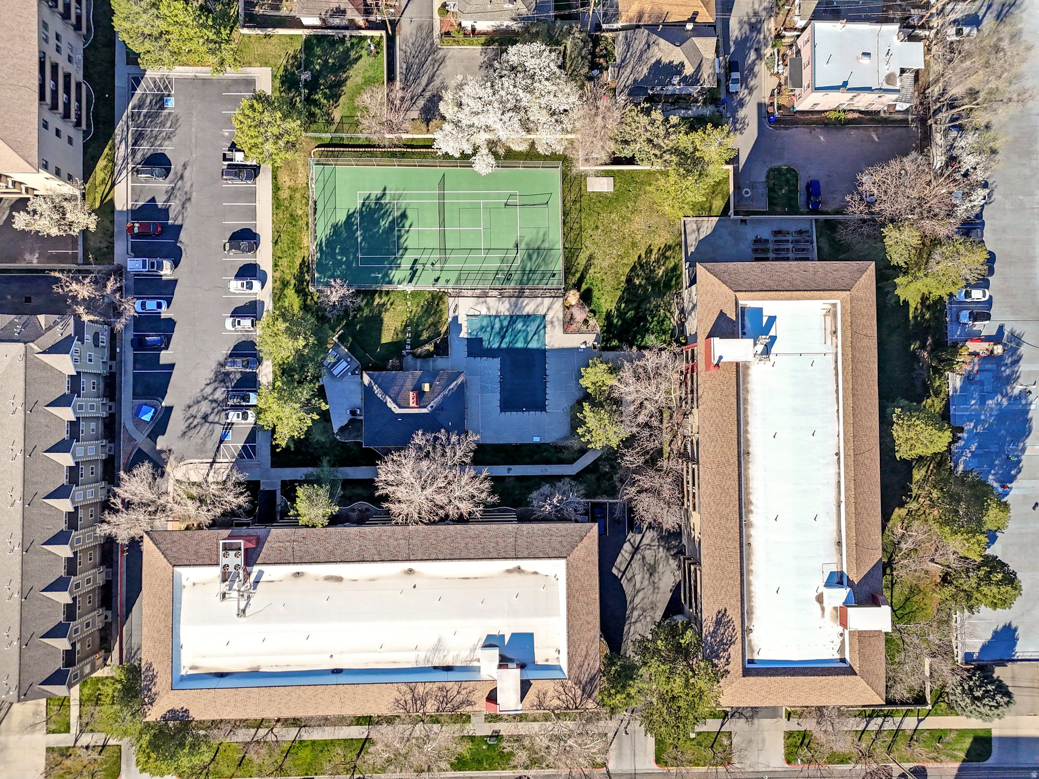 TOWNE PARK - Residential