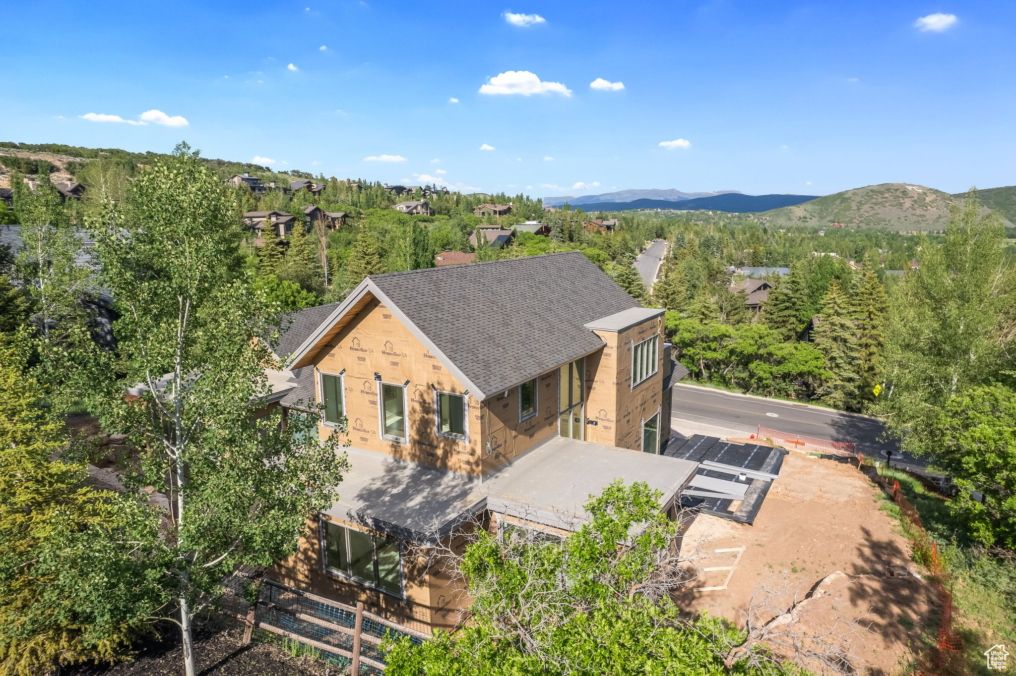 Park City, Utah 84060, United States, 5 Bedrooms Bedrooms, ,4 BathroomsBathrooms,Residential,Pending,50127