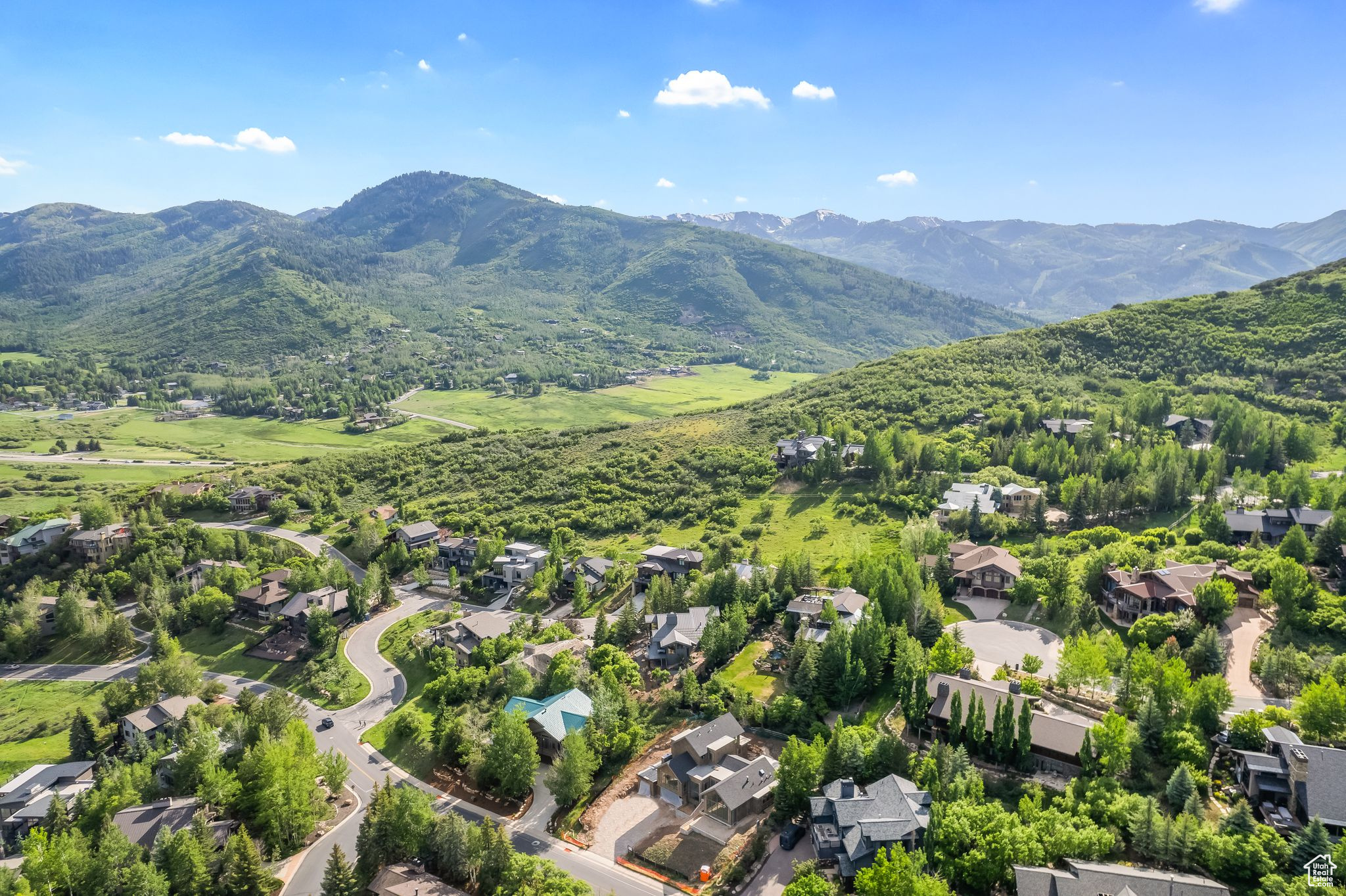 Park City, Utah 84060, United States, 5 Bedrooms Bedrooms, ,4 BathroomsBathrooms,Residential,Pending,50127