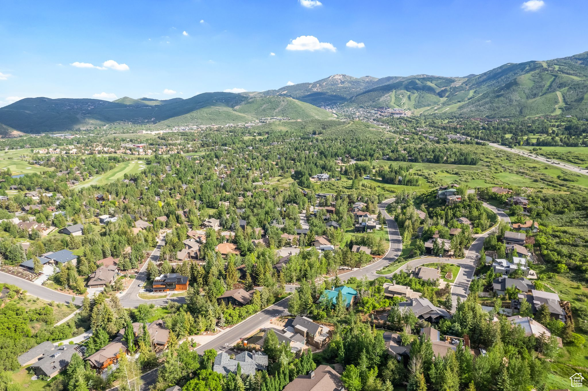 Park City, Utah 84060, United States, 5 Bedrooms Bedrooms, ,4 BathroomsBathrooms,Residential,Pending,50127