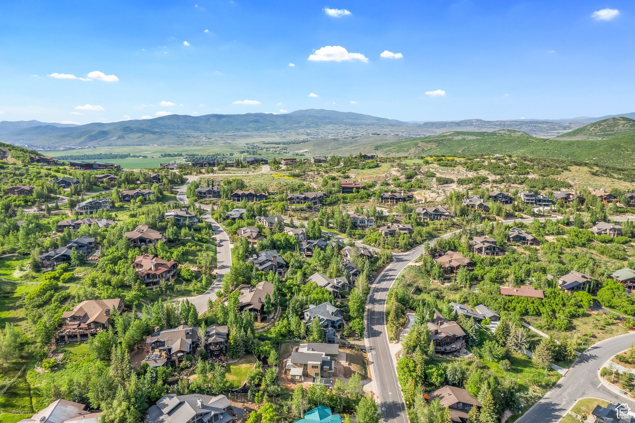 Park City, Utah 84060, United States, 5 Bedrooms Bedrooms, ,4 BathroomsBathrooms,Residential,Pending,50127