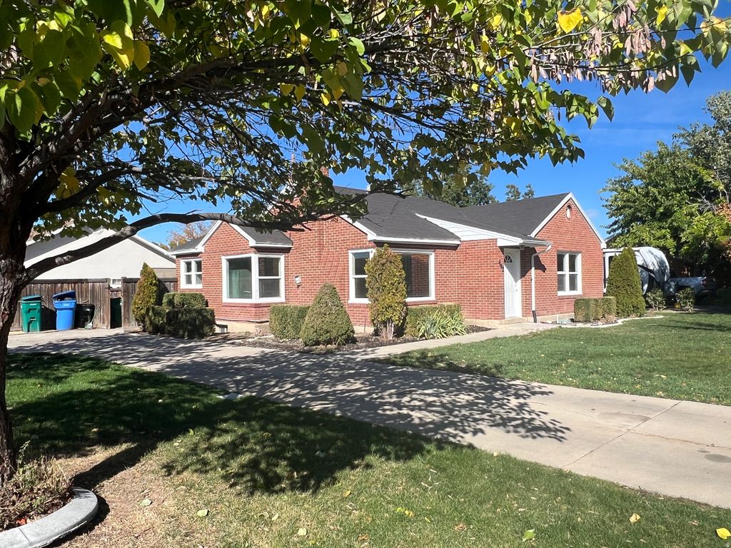 Photo of 492 S 400 W, Orem, UT 84058 (MLS # 2125952)