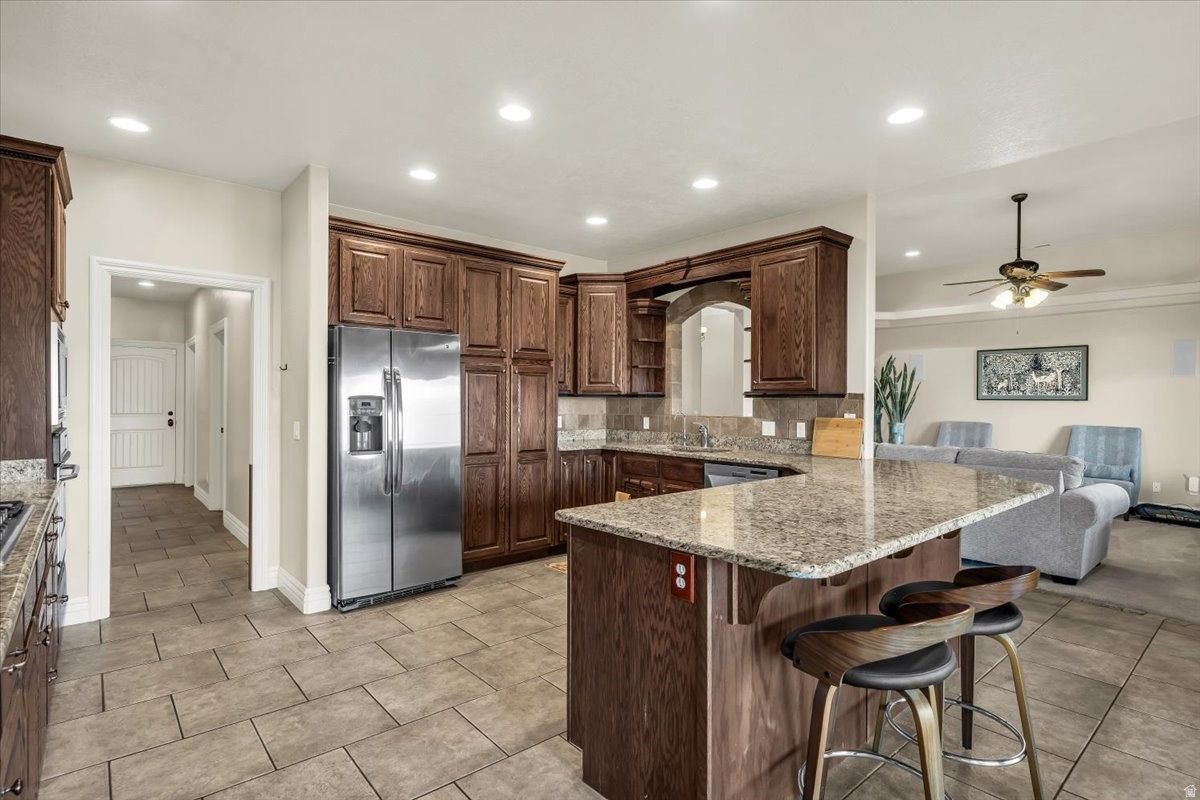 DESERT MEADOWS SUB - Residential