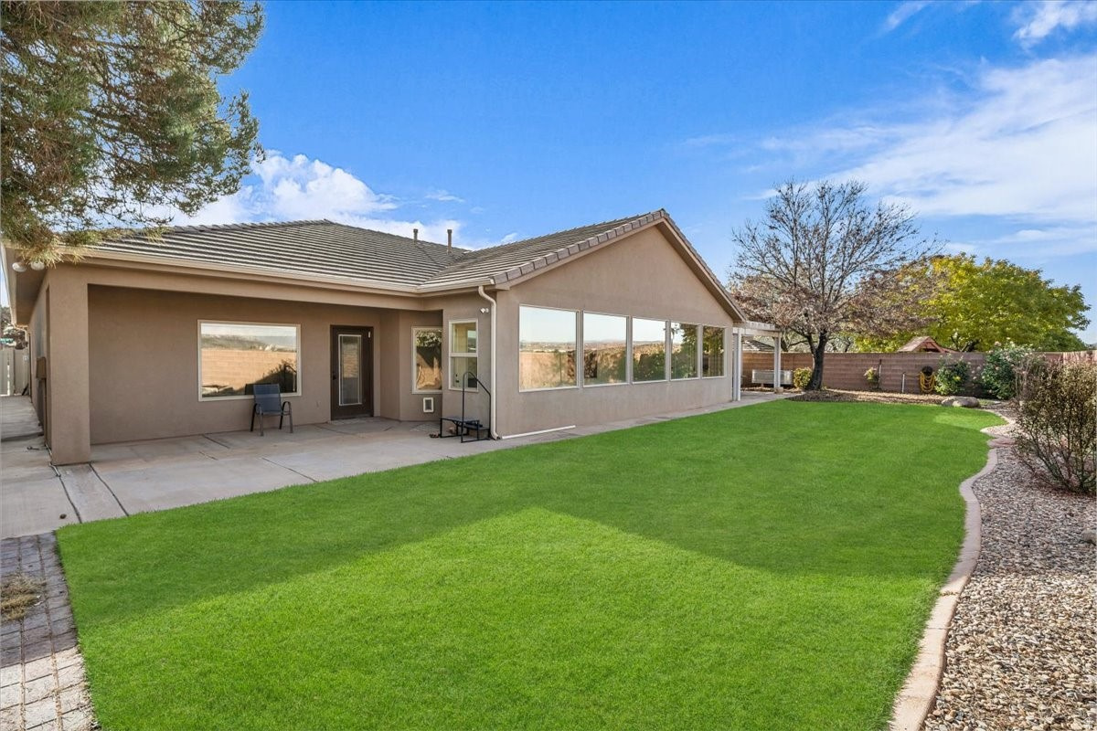 DESERT MEADOWS SUB - Residential