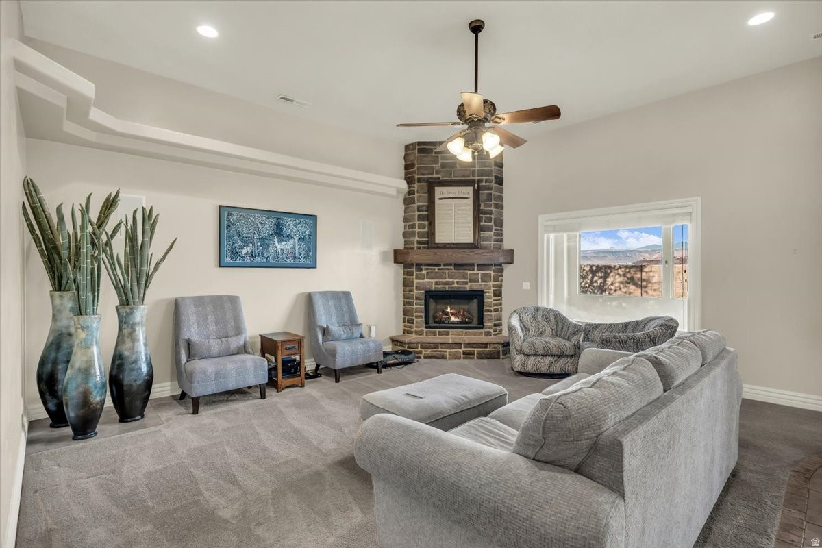 DESERT MEADOWS SUB - Residential