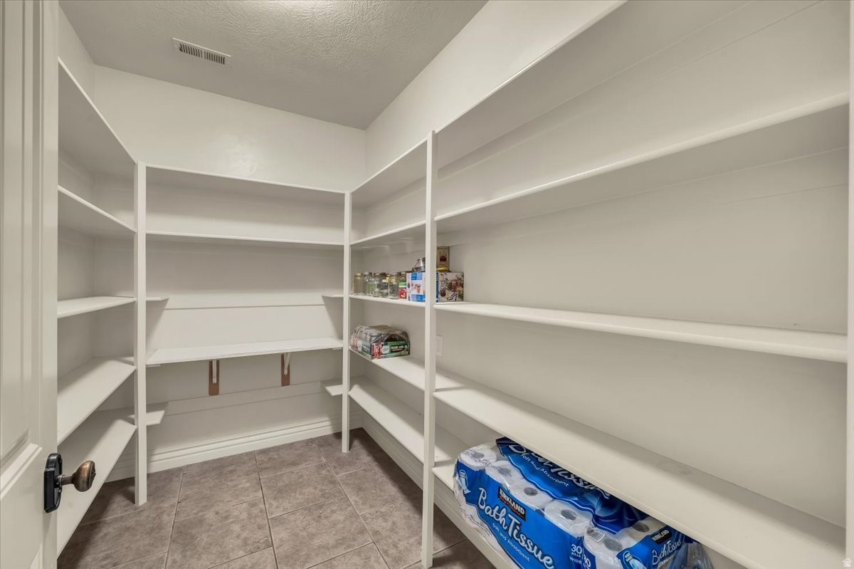 DESERT MEADOWS SUB - Residential