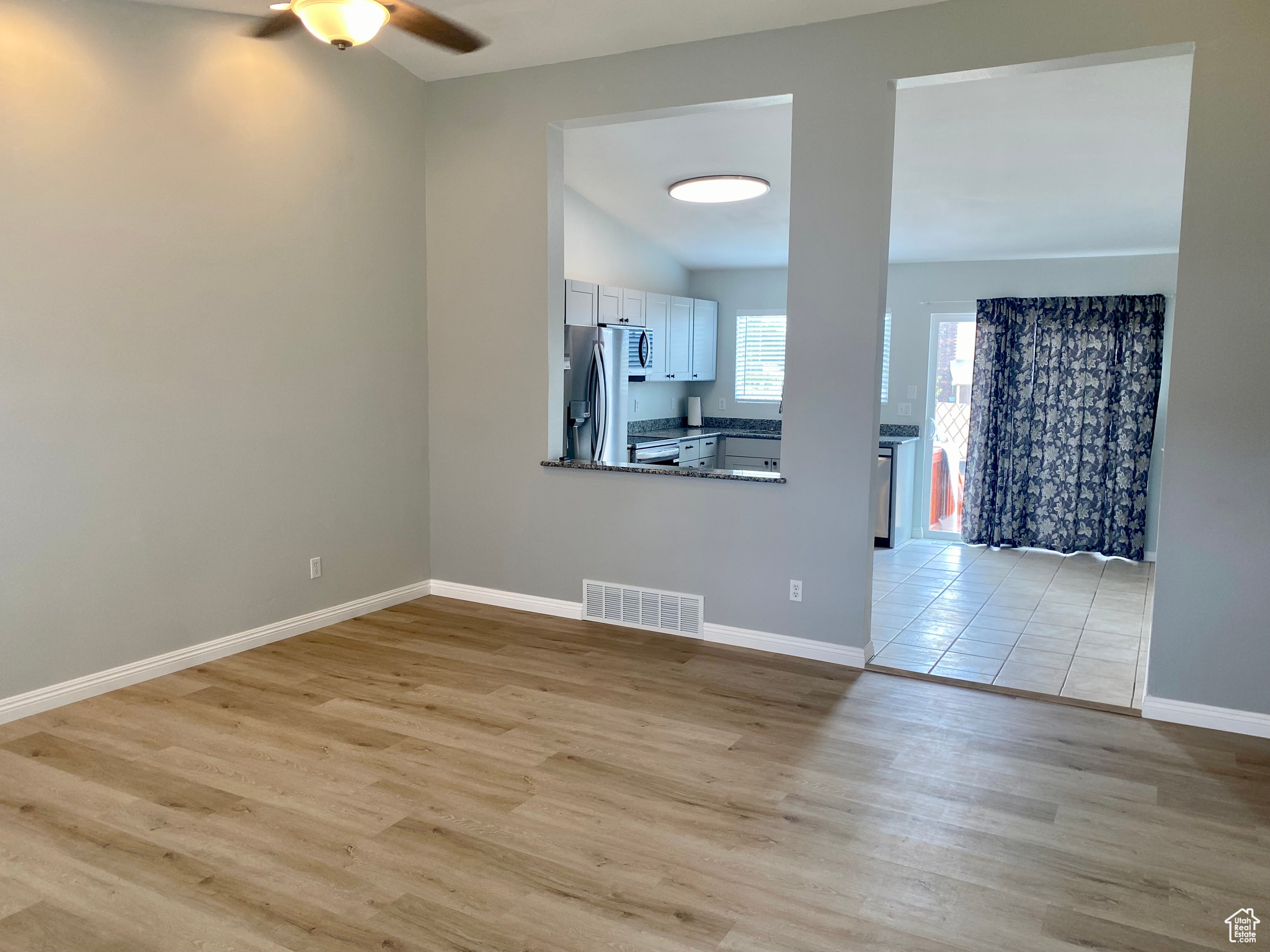 SPRING MEADOWS - Residential