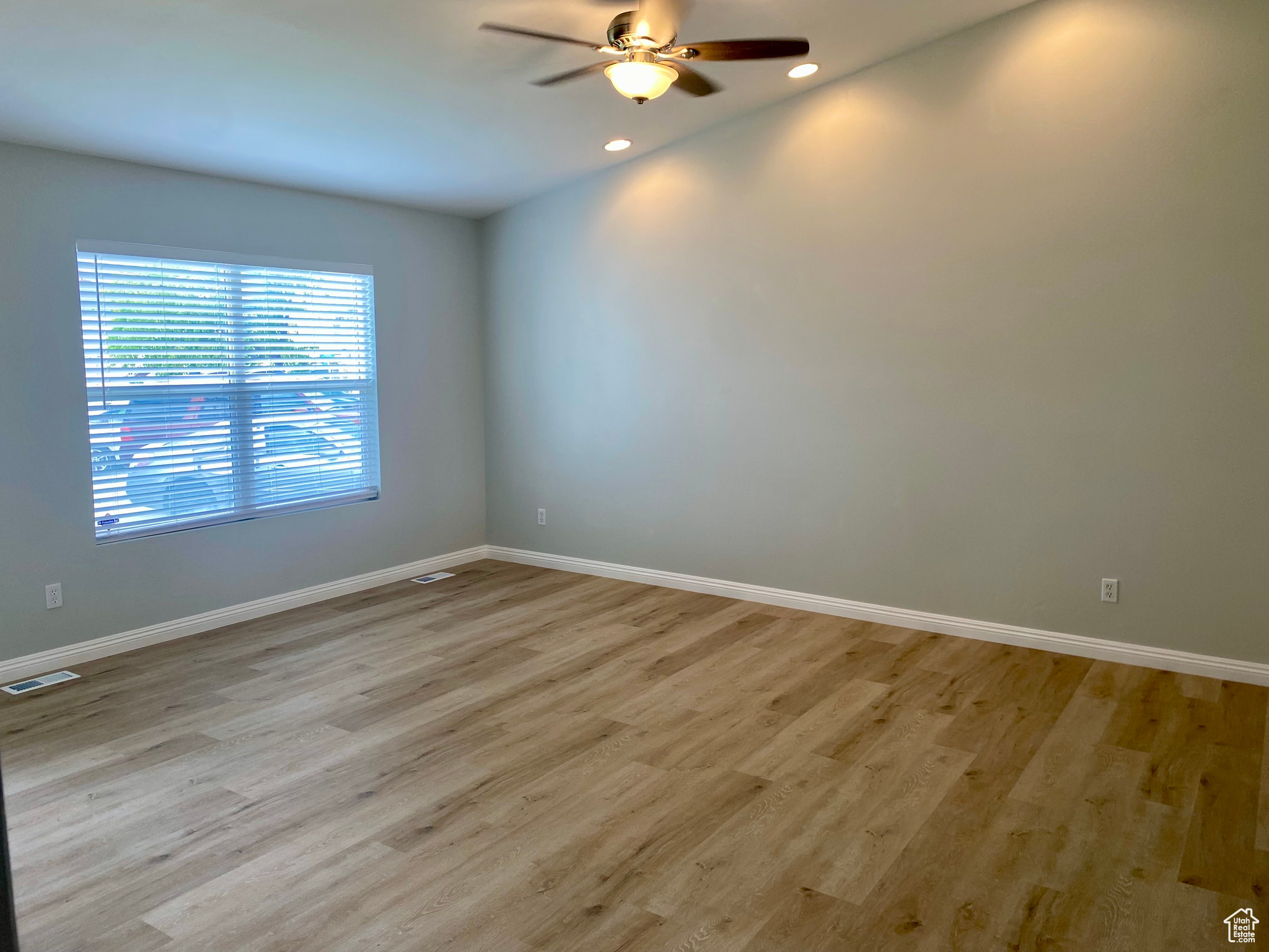 SPRING MEADOWS - Residential