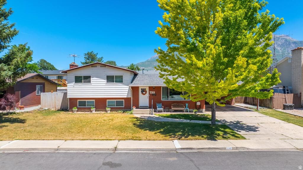 Photo of 733 E 60 N, Orem, UT 84097 (MLS # 2166200)
