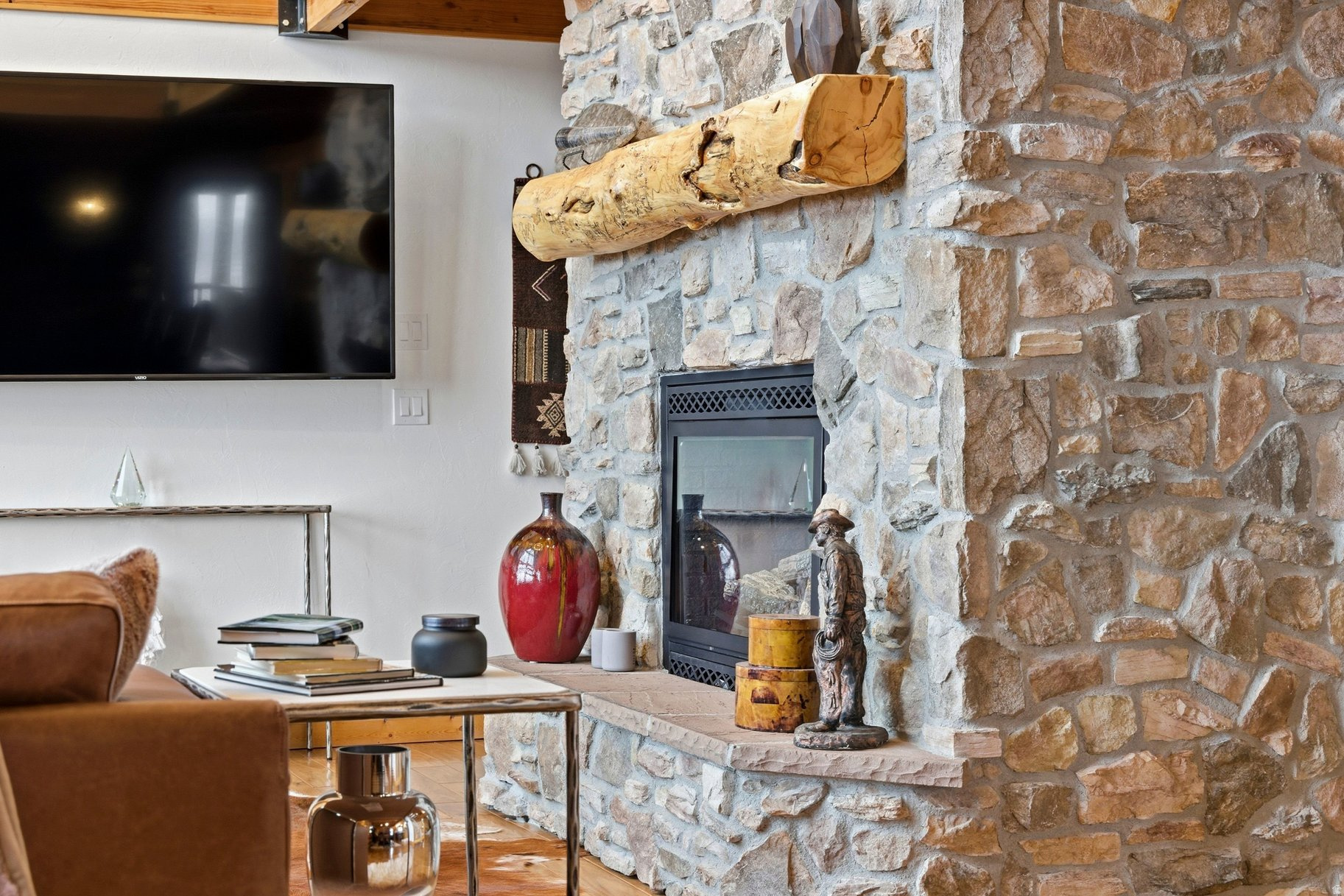 CEDAR HIGHLANDS - Residential