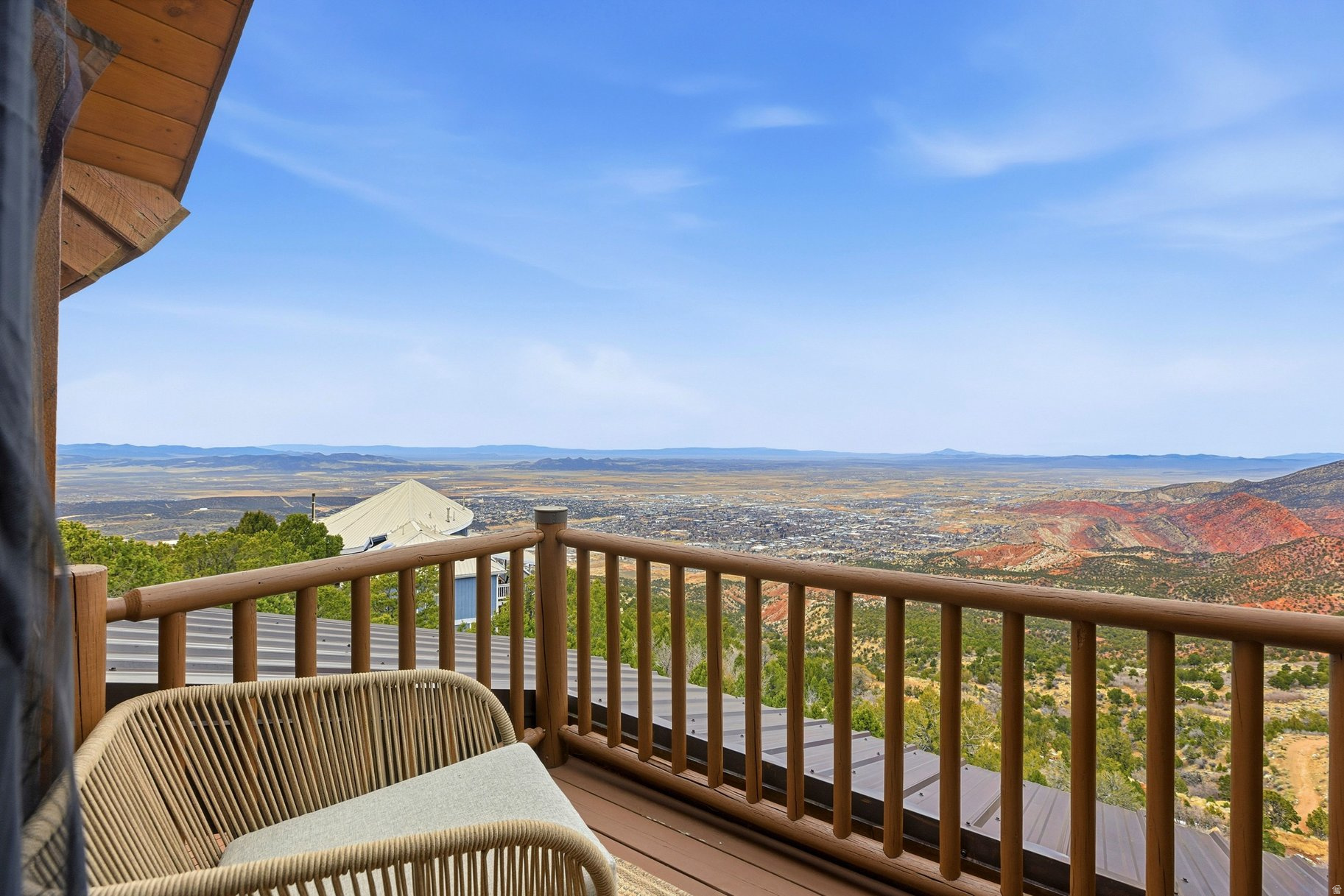 CEDAR HIGHLANDS - Residential