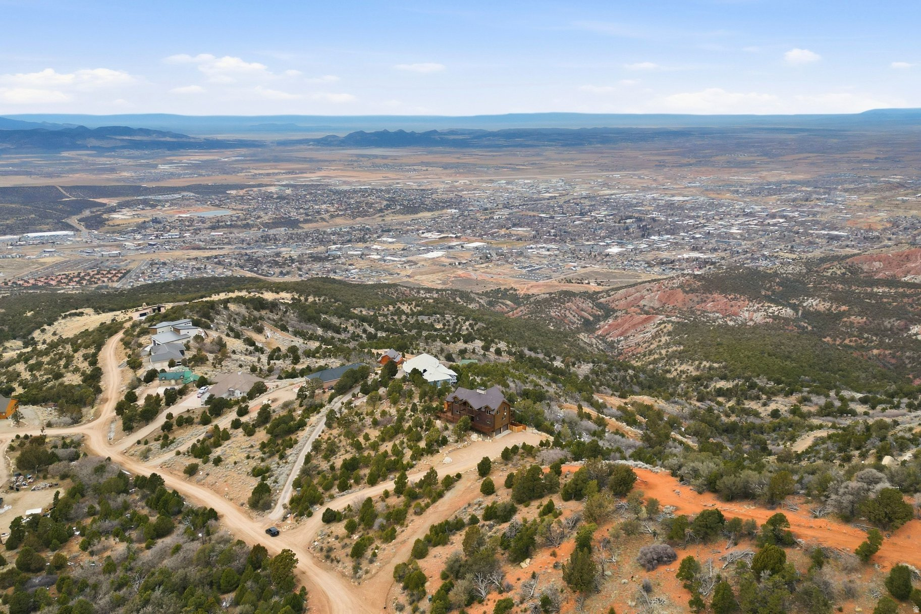 CEDAR HIGHLANDS - Residential