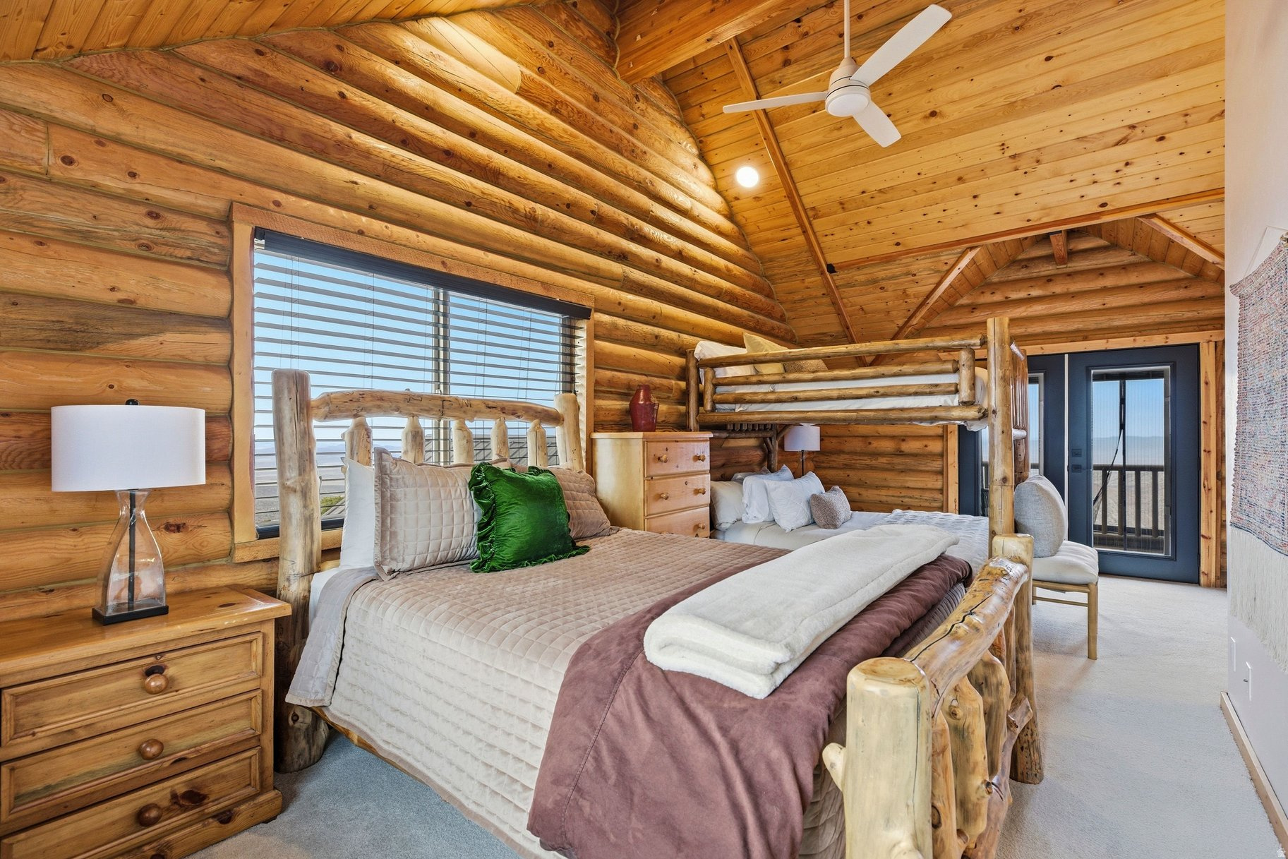 CEDAR HIGHLANDS - Residential