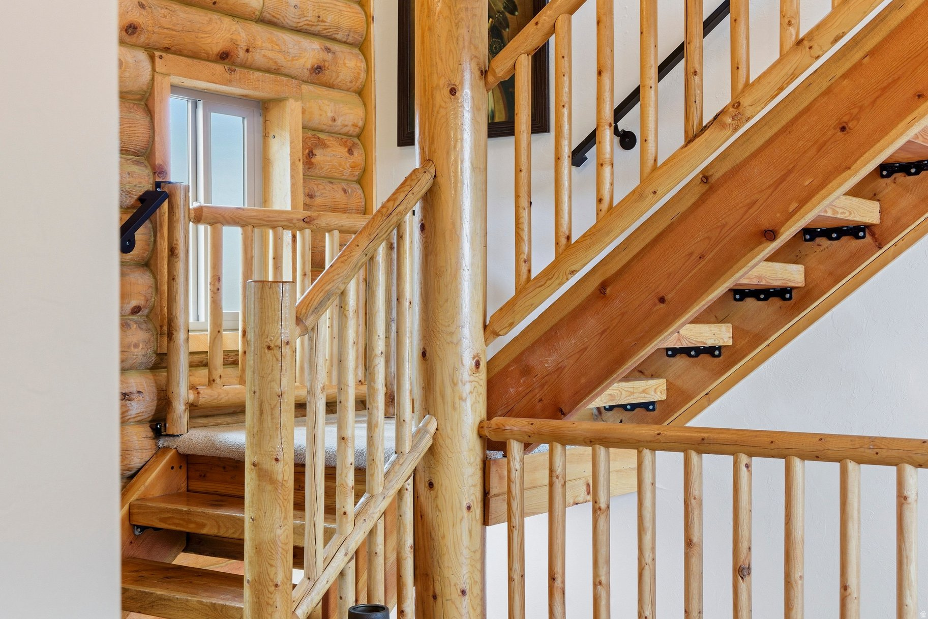 CEDAR HIGHLANDS - Residential