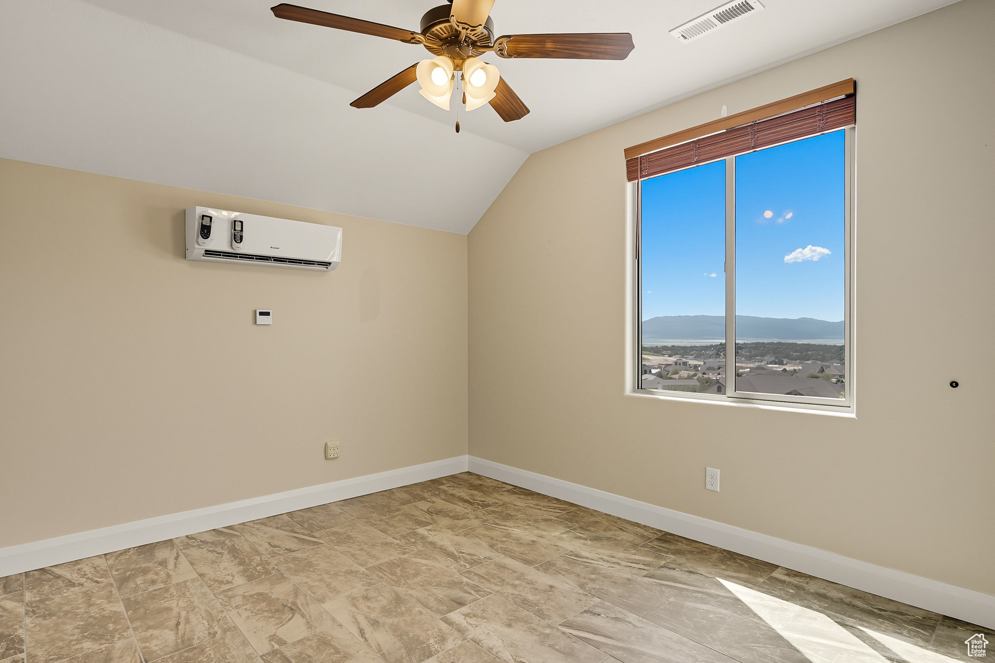 EAGLE RIDGE AT SOUTH MOUNTAIN - Residential
