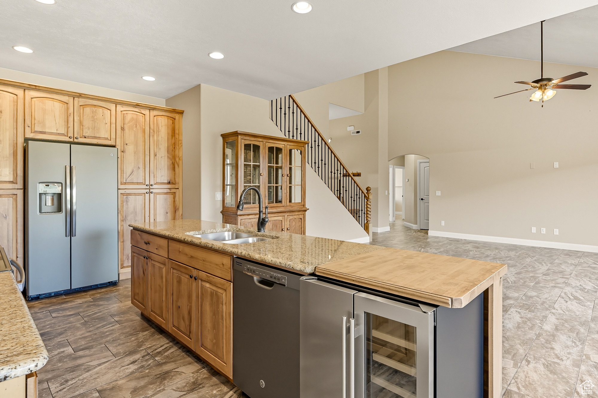 EAGLE RIDGE AT SOUTH MOUNTAIN - Residential