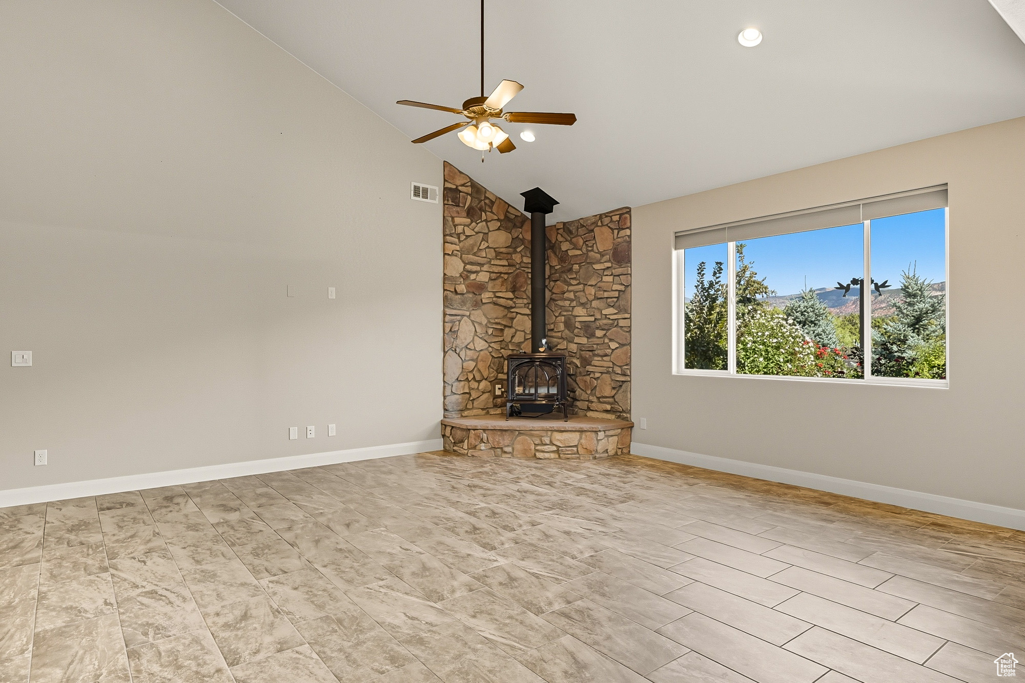 EAGLE RIDGE AT SOUTH MOUNTAIN - Residential