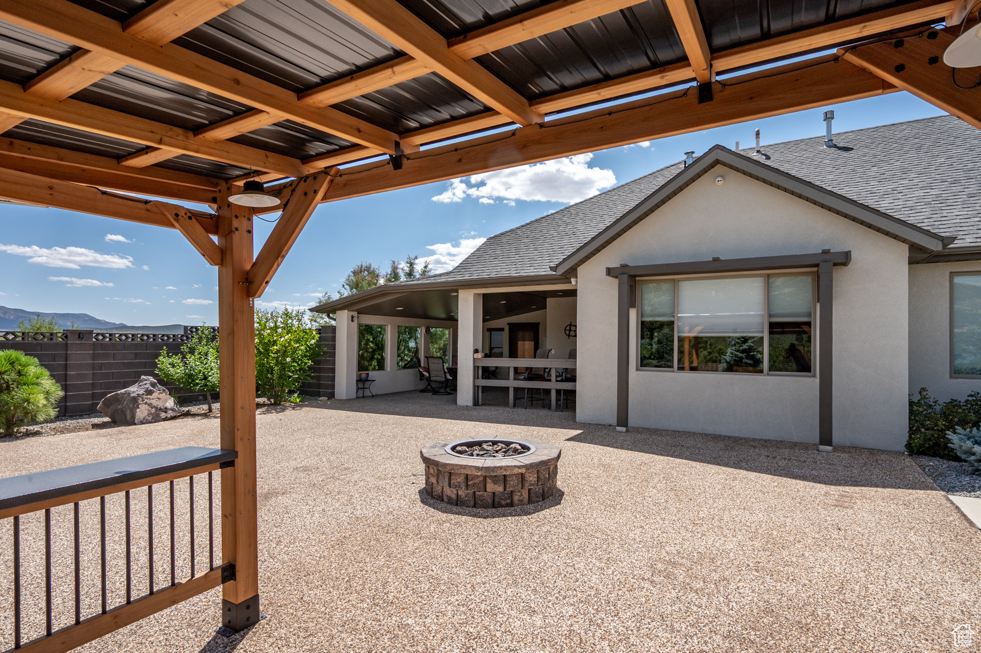 EAGLE RIDGE AT SOUTH MOUNTAIN - Residential