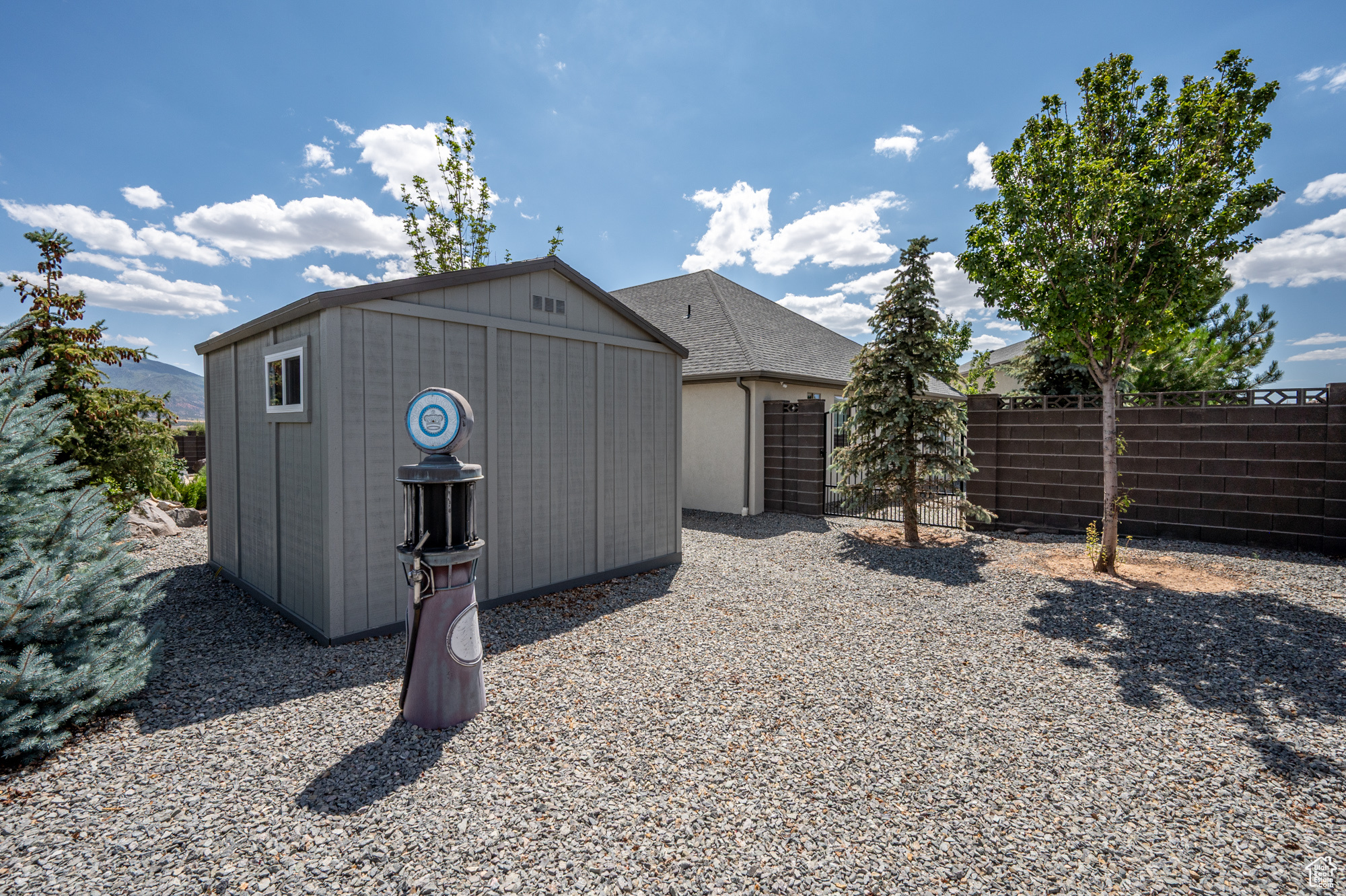 EAGLE RIDGE AT SOUTH MOUNTAIN - Residential