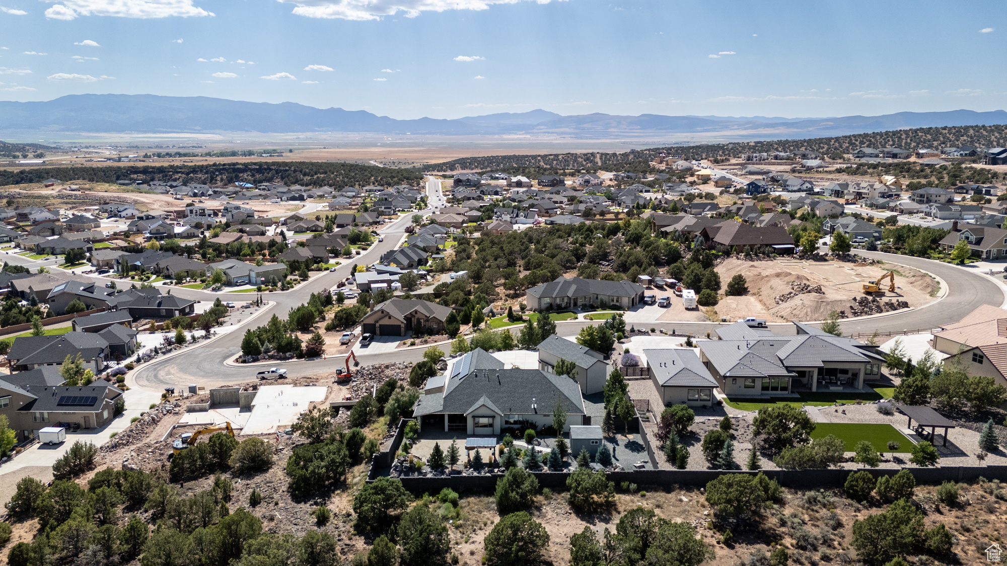 EAGLE RIDGE AT SOUTH MOUNTAIN - Residential