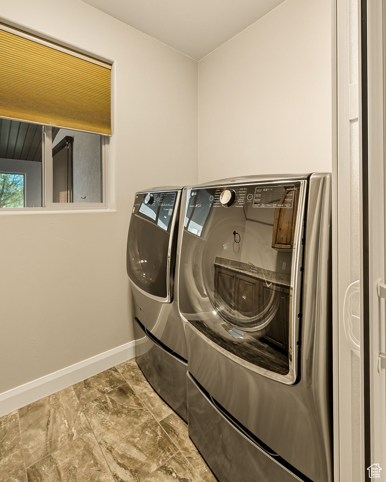 EAGLE RIDGE AT SOUTH MOUNTAIN - Residential