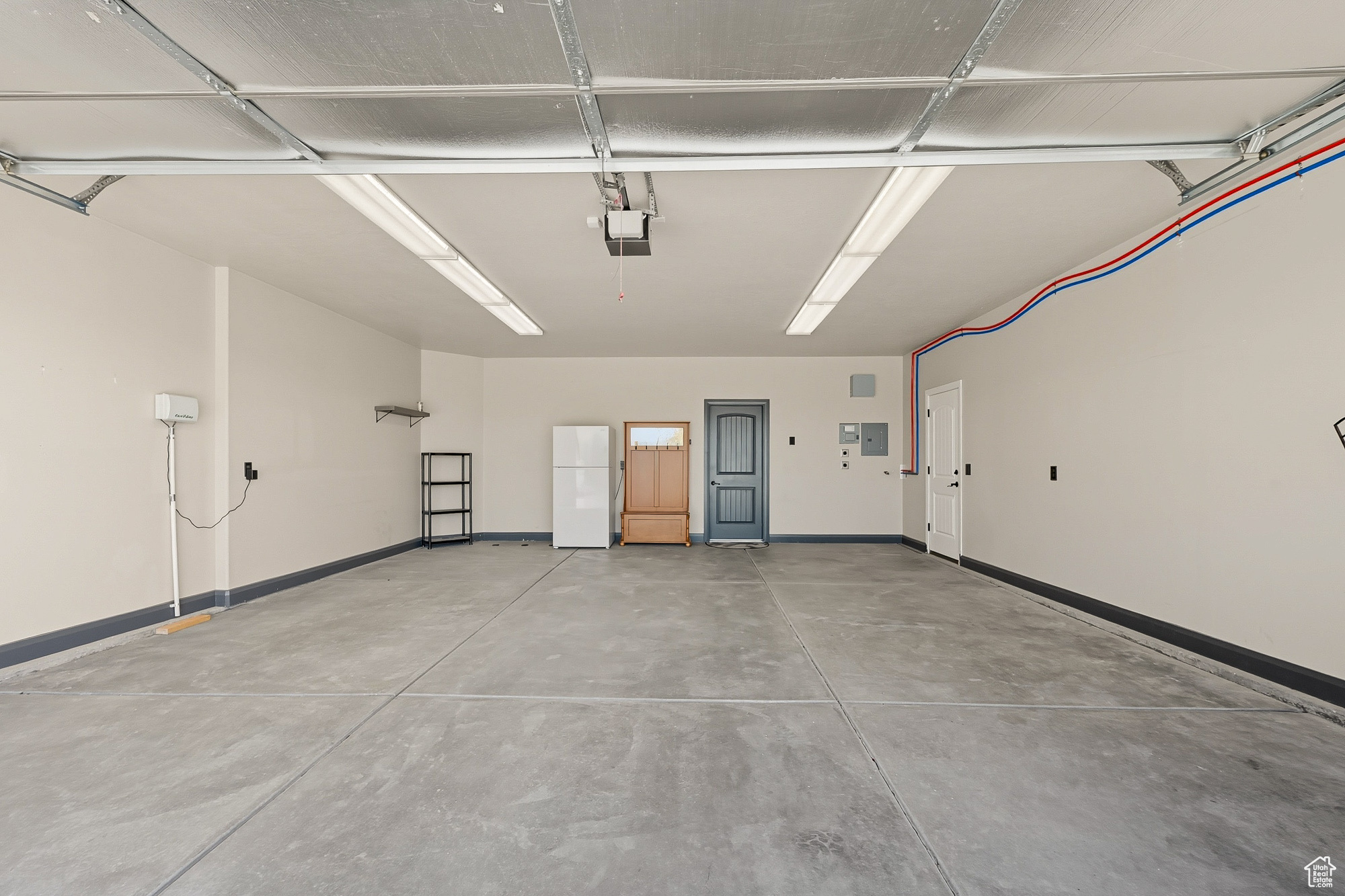 EAGLE RIDGE AT SOUTH MOUNTAIN - Residential