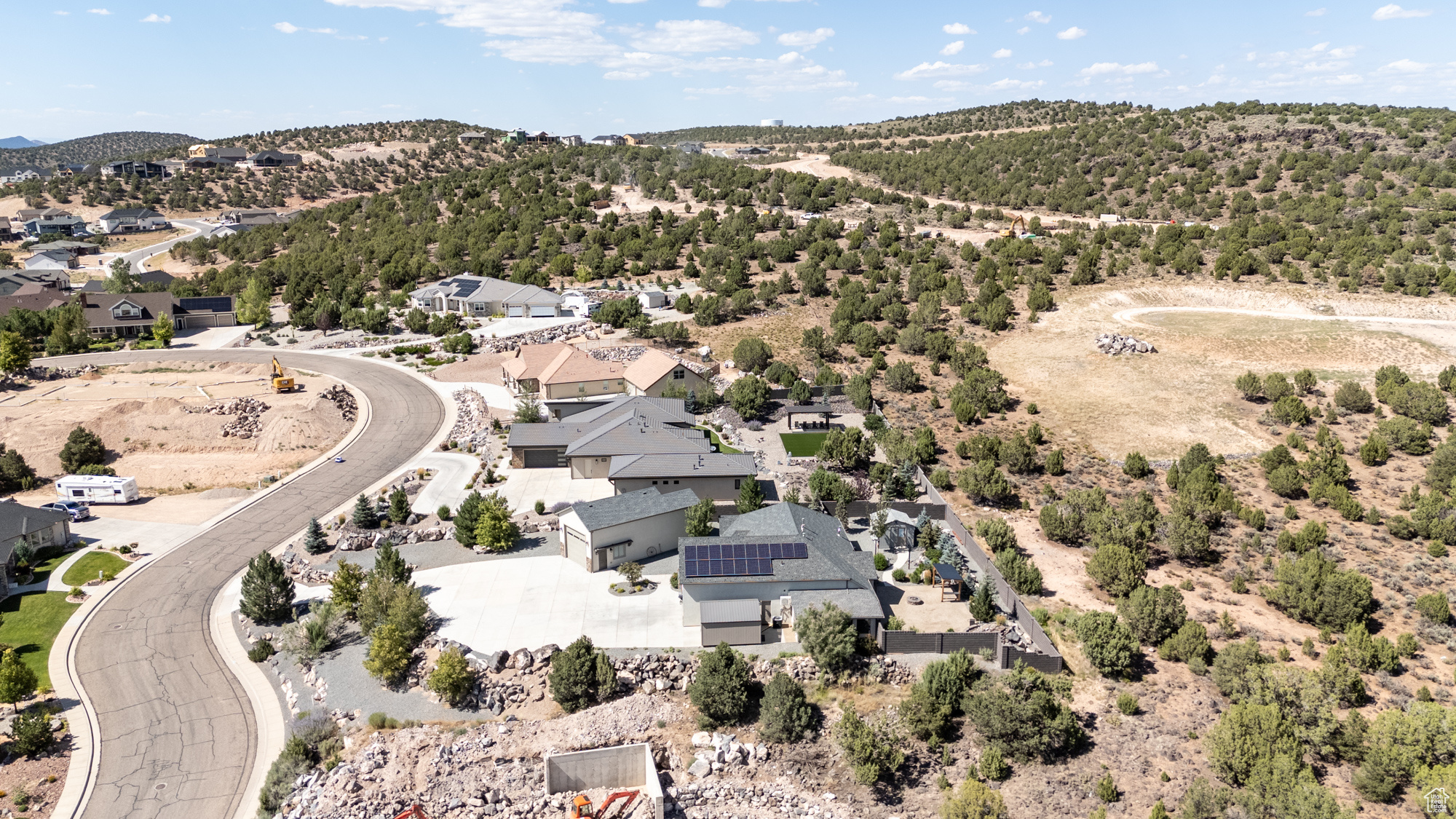 EAGLE RIDGE AT SOUTH MOUNTAIN - Residential