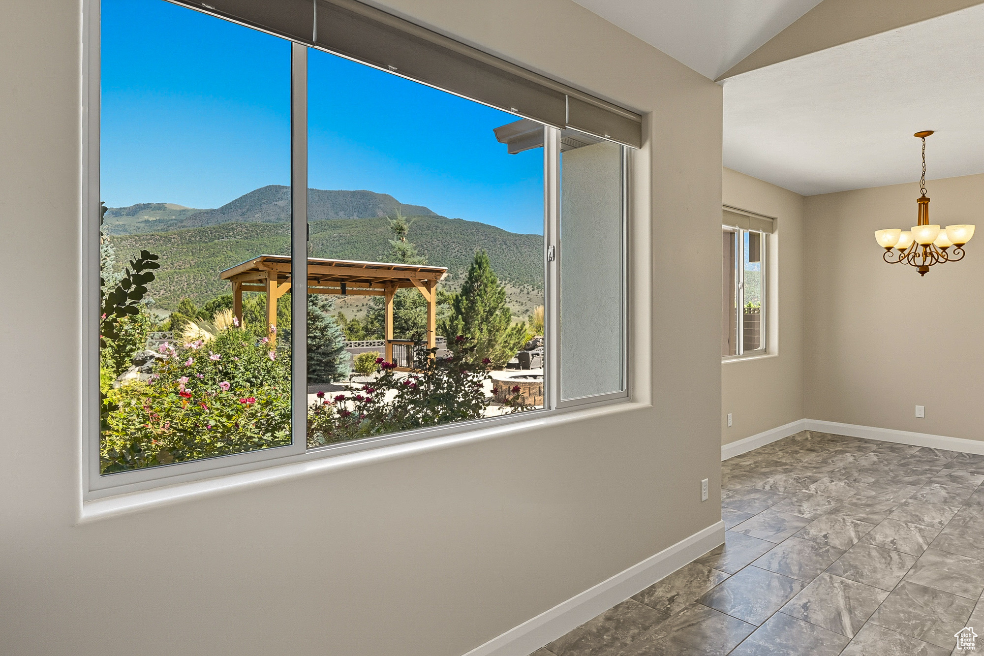 EAGLE RIDGE AT SOUTH MOUNTAIN - Residential