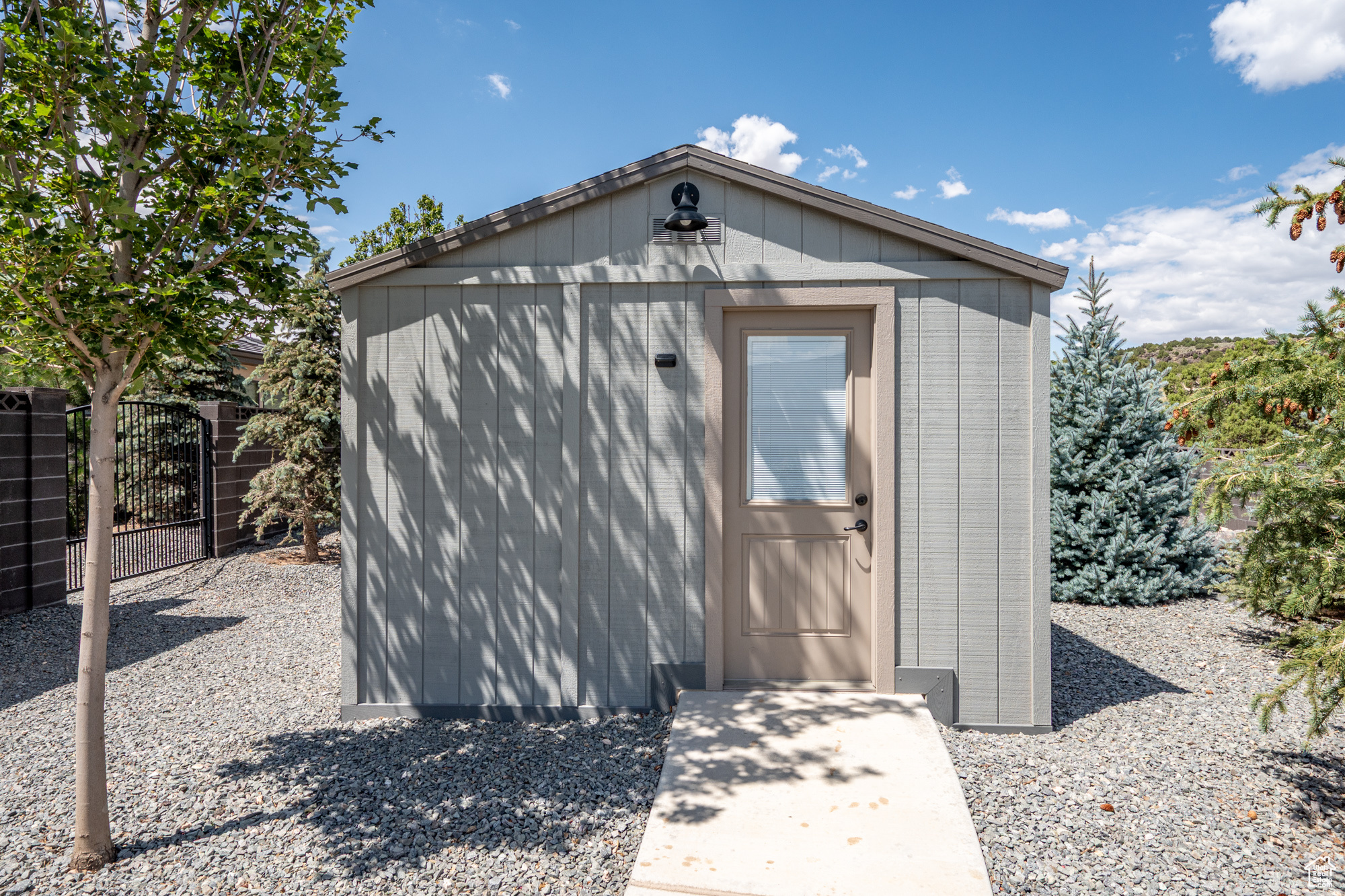 EAGLE RIDGE AT SOUTH MOUNTAIN - Residential
