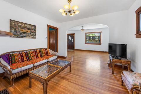 Tiny photo for 2206 S LAKE ST, Salt Lake City, UT 84106 (MLS # 2142106)